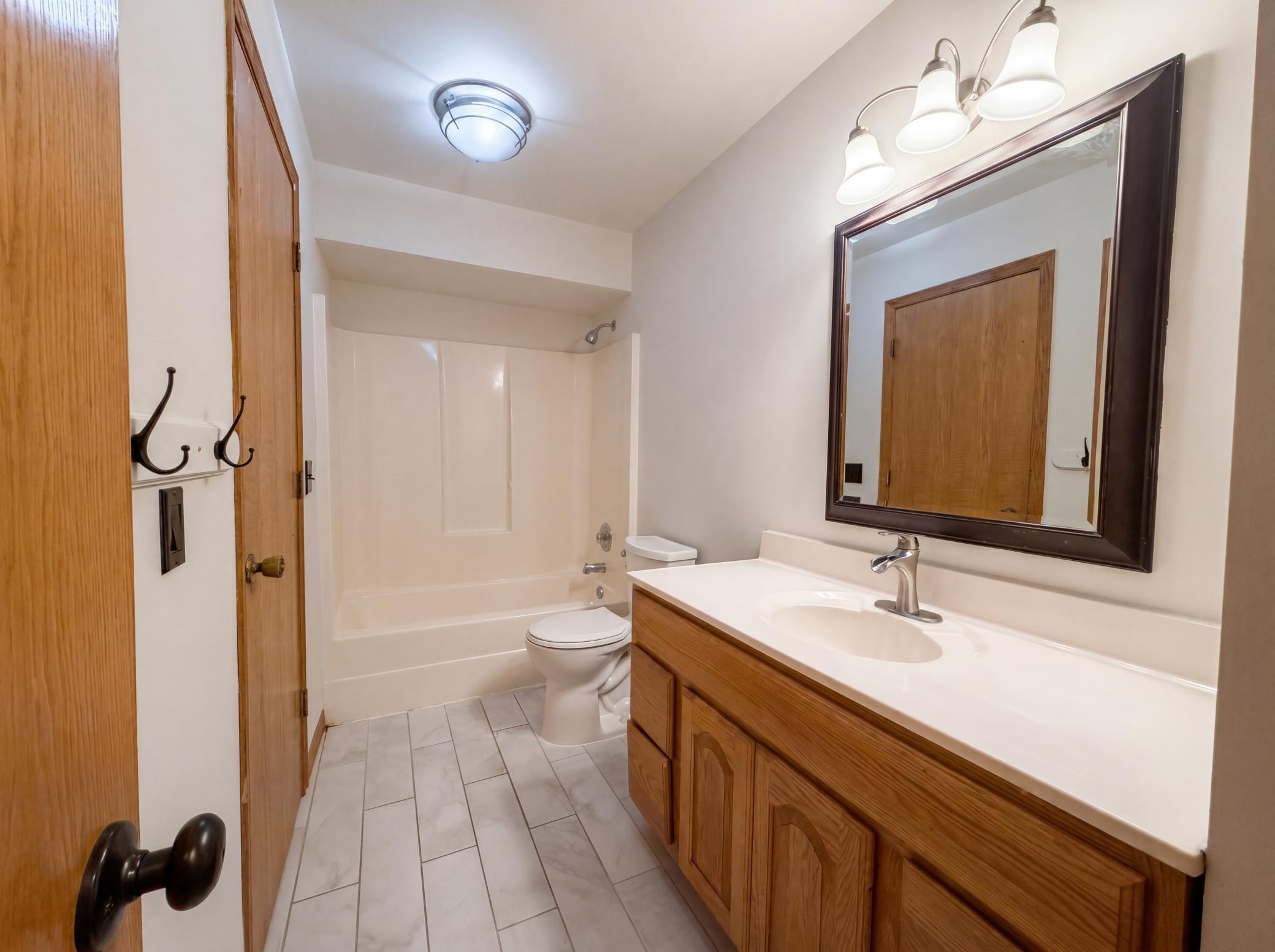 View of Residential at 6475 Grandview Drive, Eden Prairie MN 55346, Eden Prairie (11 of 19) - Mike Wilen | Minnesota Team Real Estate