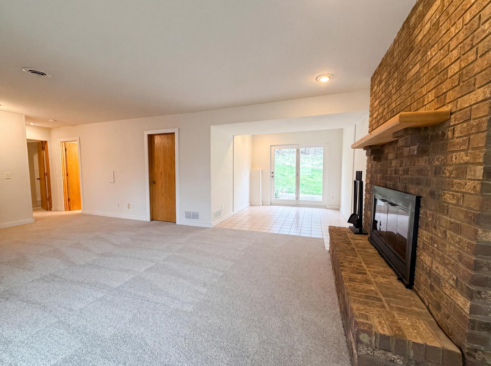 View of Residential at 6475 Grandview Drive, Eden Prairie MN 55346, Eden Prairie (10 of 19) - Mike Wilen | Minnesota Team Real Estate