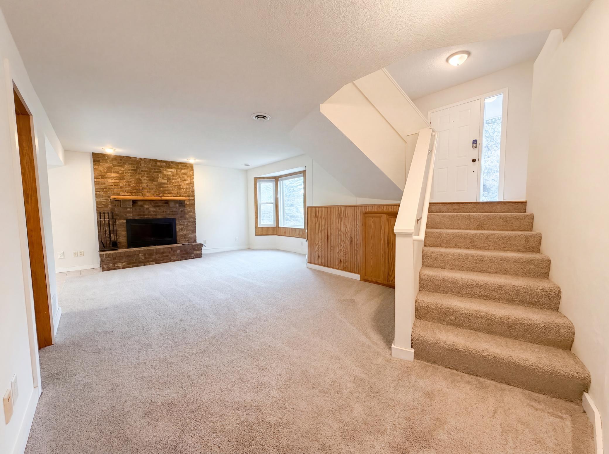 View of Residential at 6475 Grandview Drive, Eden Prairie MN 55346, Eden Prairie (9 of 19) - Mike Wilen | Minnesota Team Real Estate