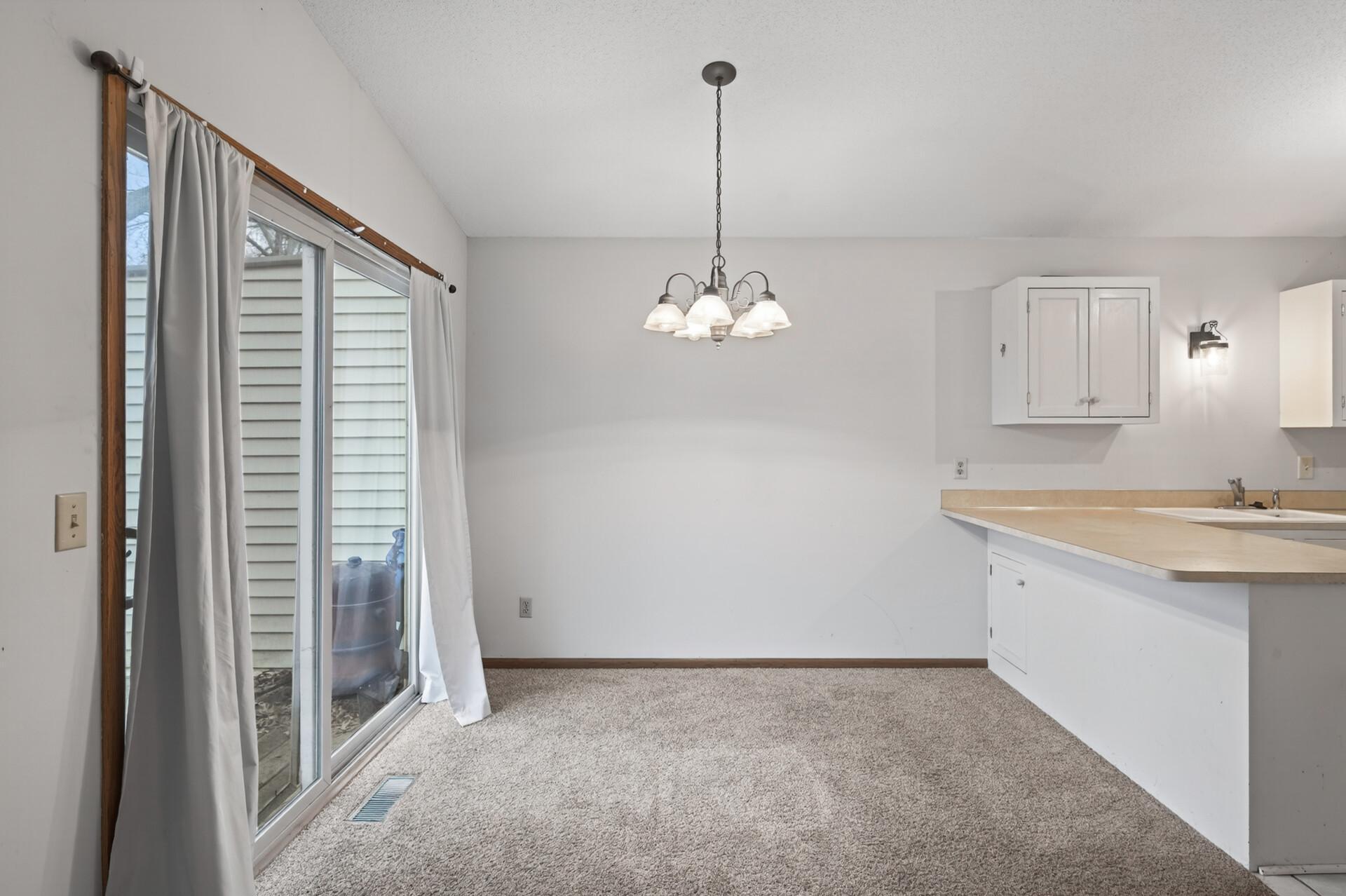 View of Residential at 818 Sherwood Road, Shoreview MN 55126, Shoreview (9 of 22) - Mike Wilen | Minnesota Team Real Estate