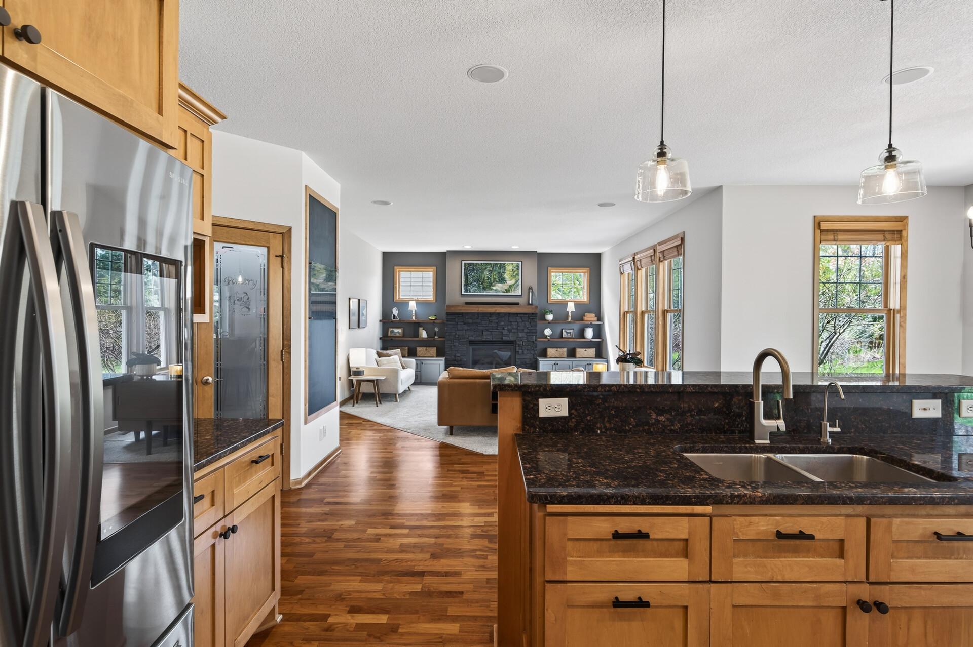 View of Residential at 2344 Fieldstone Curve, Woodbury MN 55129, Woodbury (20 of 66) - Mike Wilen | Minnesota Team Real Estate