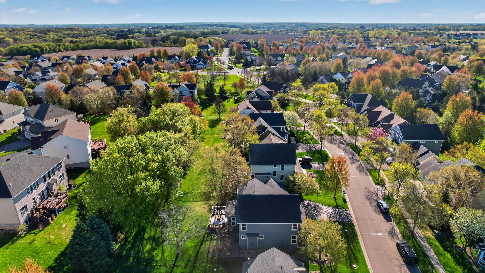 View of Residential at 2344 Fieldstone Curve, Woodbury MN 55129, Woodbury (52 of 66) - Mike Wilen | Minnesota Team Real Estate