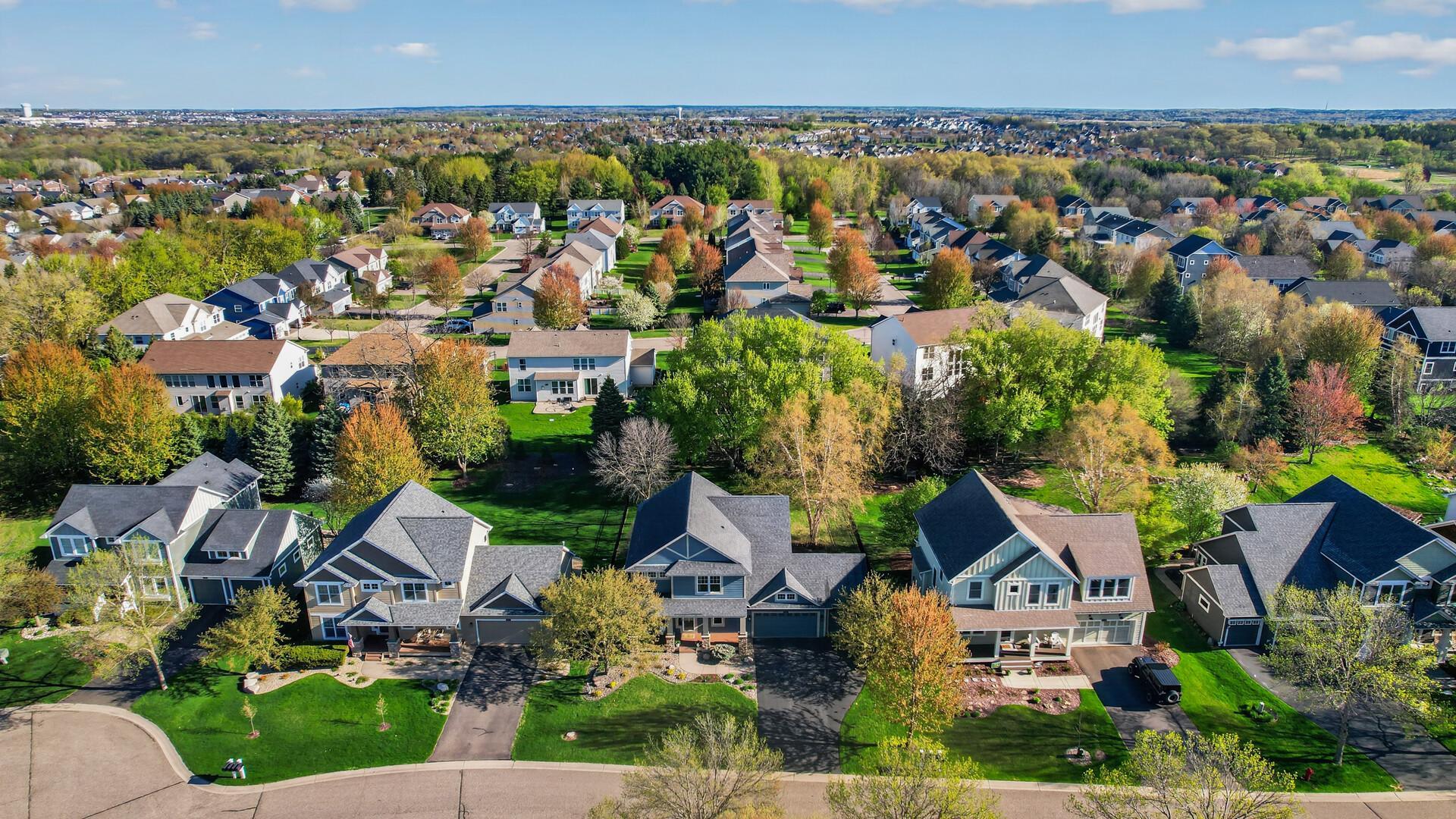 View of Residential at 2344 Fieldstone Curve, Woodbury MN 55129, Woodbury (49 of 66) - Mike Wilen | Minnesota Team Real Estate