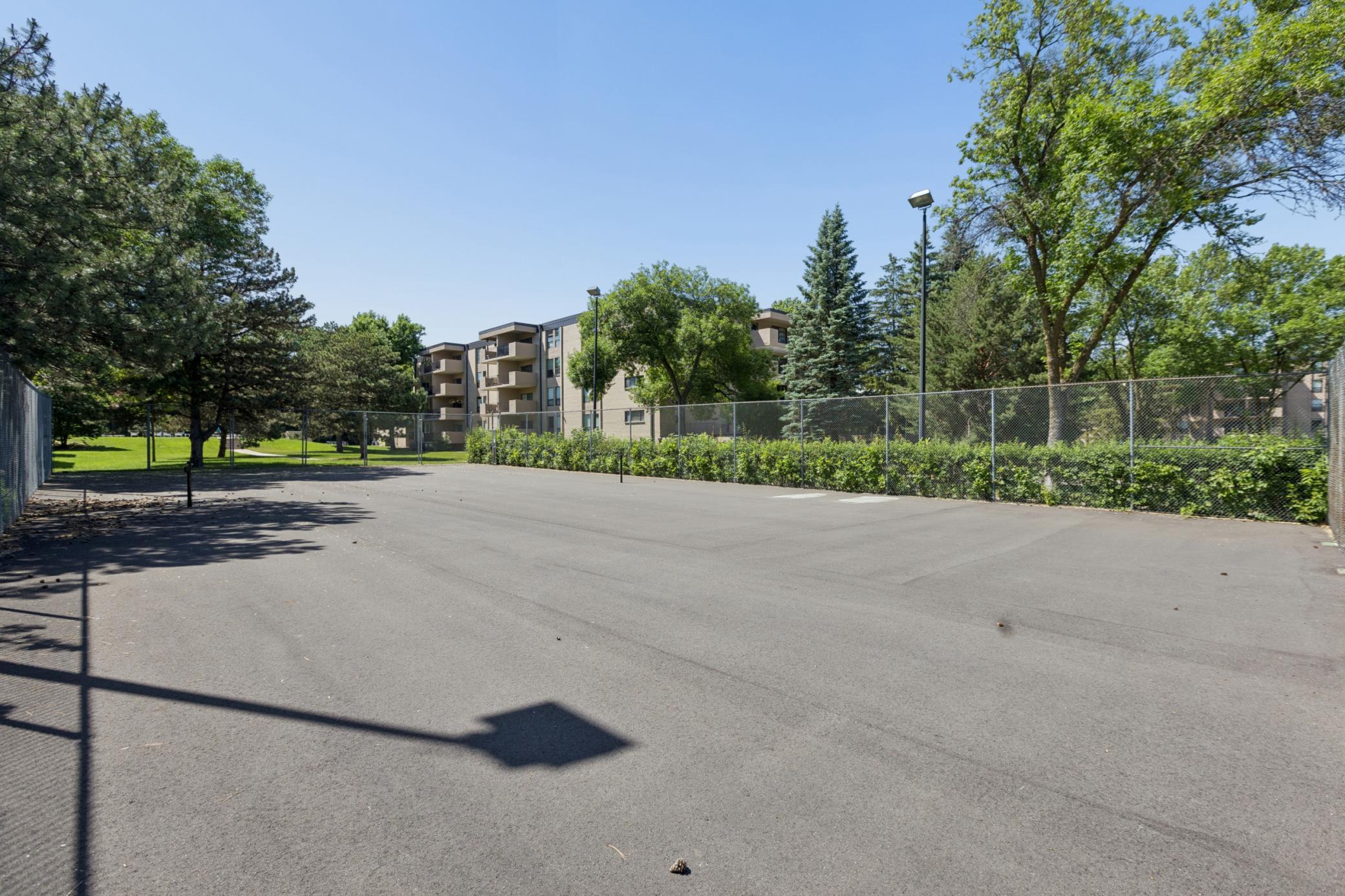 View of Residential at 6650 Vernon Avenue #409, Edina MN 55436, Edina (16 of 18) - Mike Wilen | Minnesota Team Real Estate