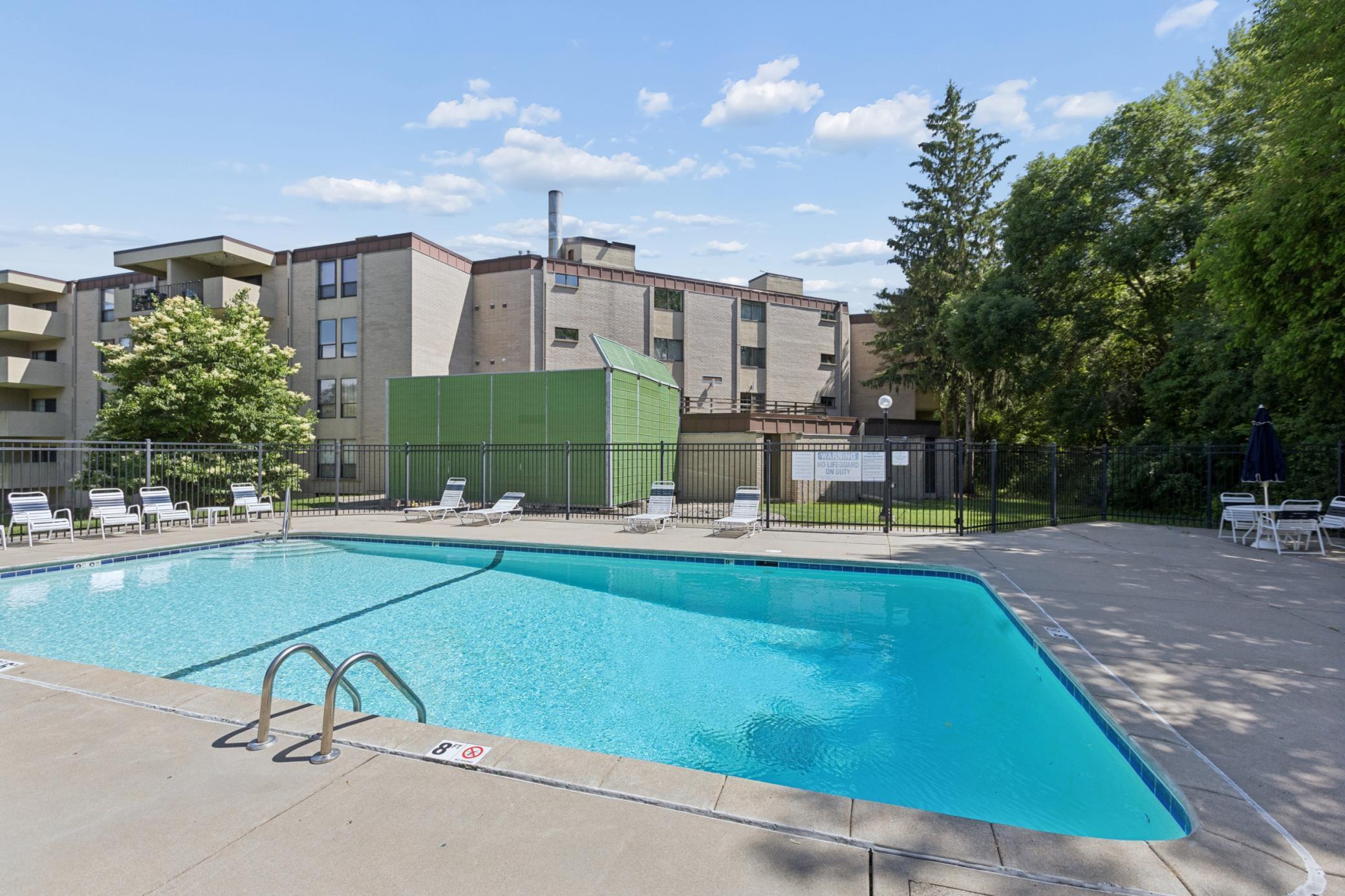 View of Residential at 6650 Vernon Avenue #409, Edina MN 55436, Edina (15 of 18) - Mike Wilen | Minnesota Team Real Estate