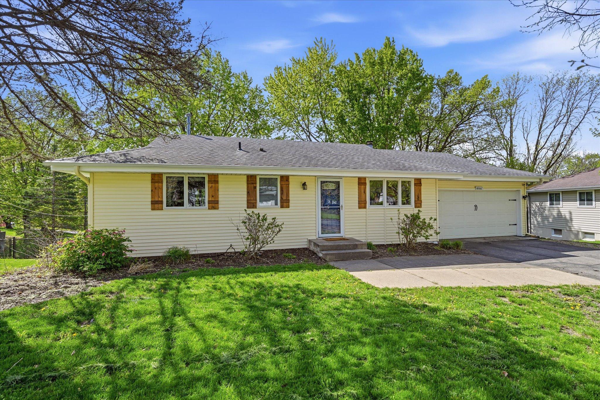 View of Residential at 16062 Cambridge Circle, Prior Lake MN 55372, Prior Lake - Mike Wilen | Minnesota Team Real Estate