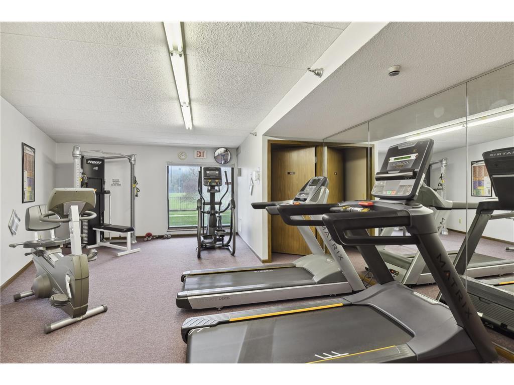 View of Residential at 3300 Louisiana Avenue #326, Saint Louis Park MN 55426, Saint Louis Park (21 of 26) - Mike Wilen | Minnesota Team Real Estate