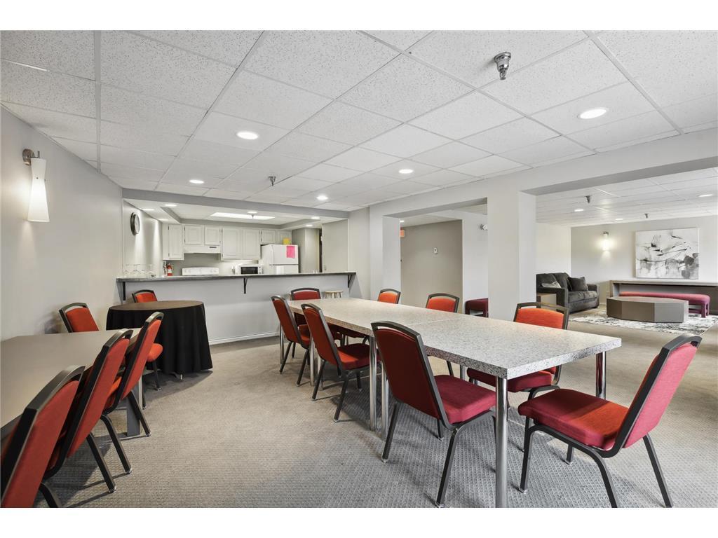 View of Residential at 3300 Louisiana Avenue #326, Saint Louis Park MN 55426, Saint Louis Park (14 of 26) - Mike Wilen | Minnesota Team Real Estate
