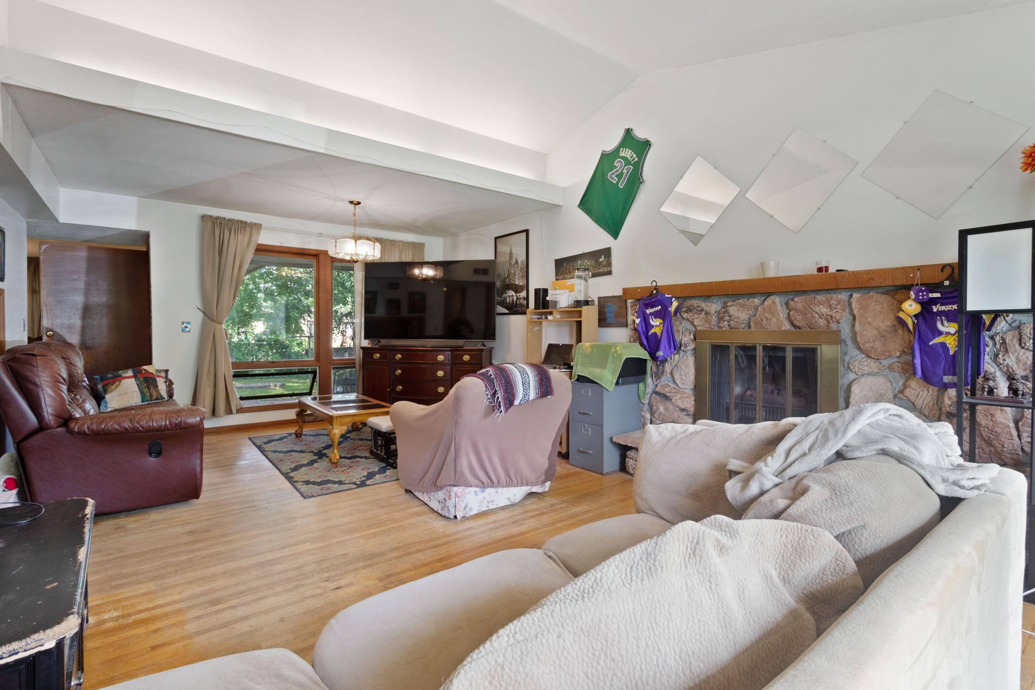 View of Residential at 2906 Nash Road, Brooklyn Center MN 55430, Brooklyn Center (4 of 20) - Mike Wilen | Minnesota Team Real Estate