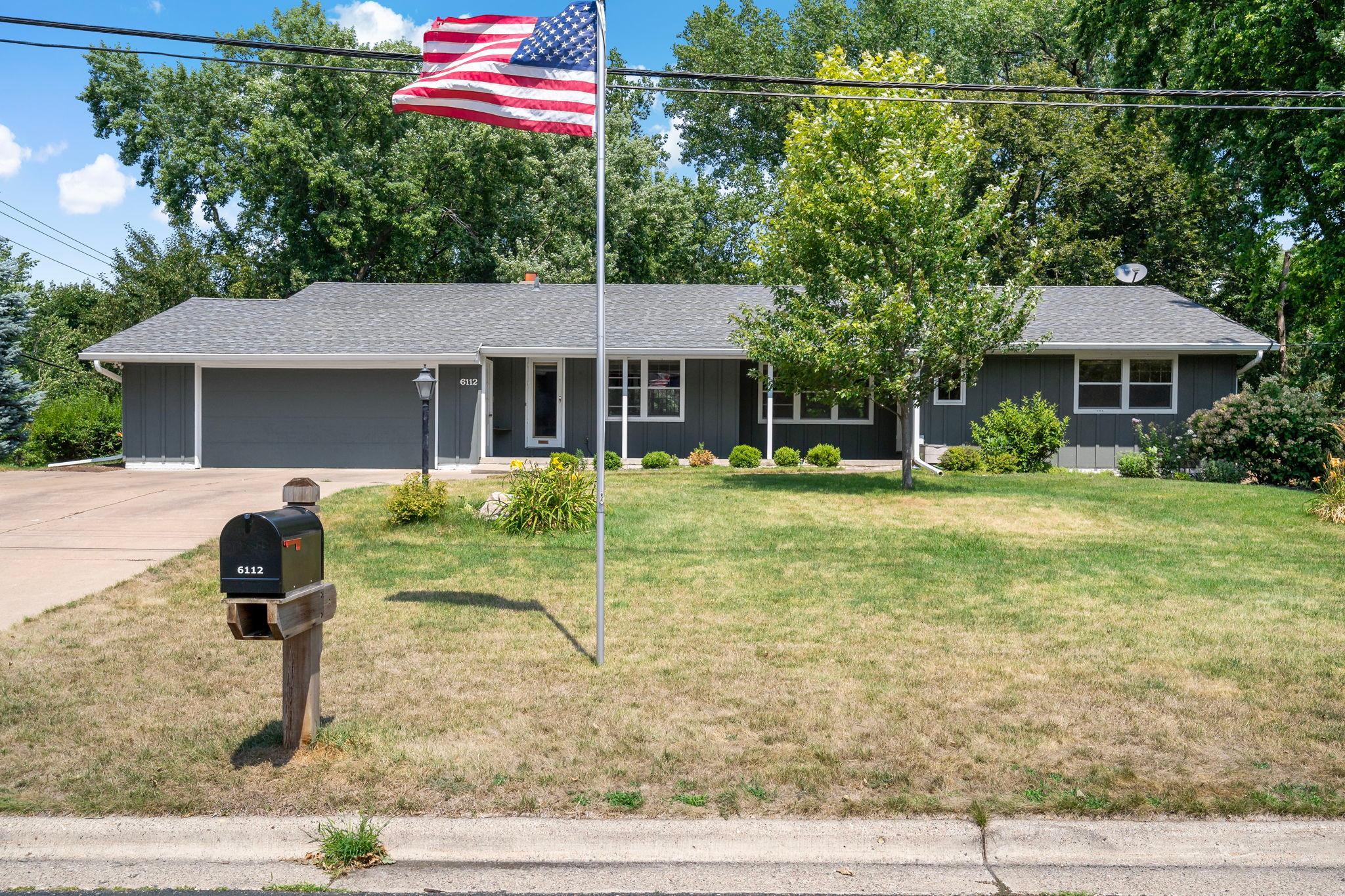 View of Residential at 6112 Jeffrey Lane, Edina MN 55436, Edina (4 of 54) - Mike Wilen | Minnesota Team Real Estate