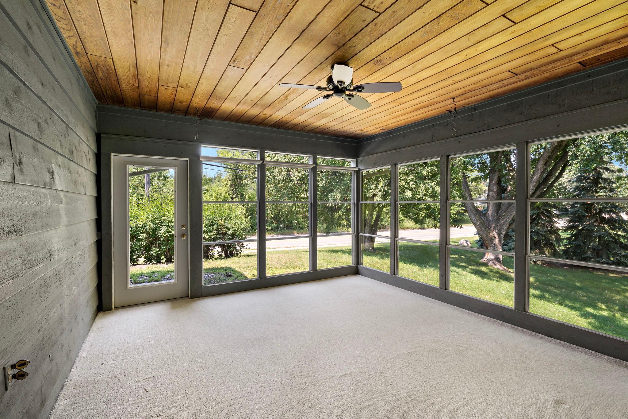 View of Residential at 6112 Jeffrey Lane, Edina MN 55436, Edina (28 of 54) - Mike Wilen | Minnesota Team Real Estate