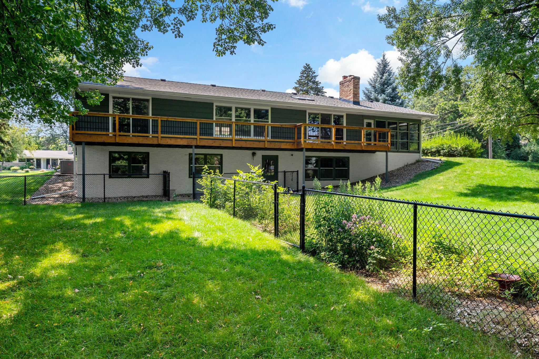 View of Residential at 6112 Jeffrey Lane, Edina MN 55436, Edina (52 of 54) - Mike Wilen | Minnesota Team Real Estate