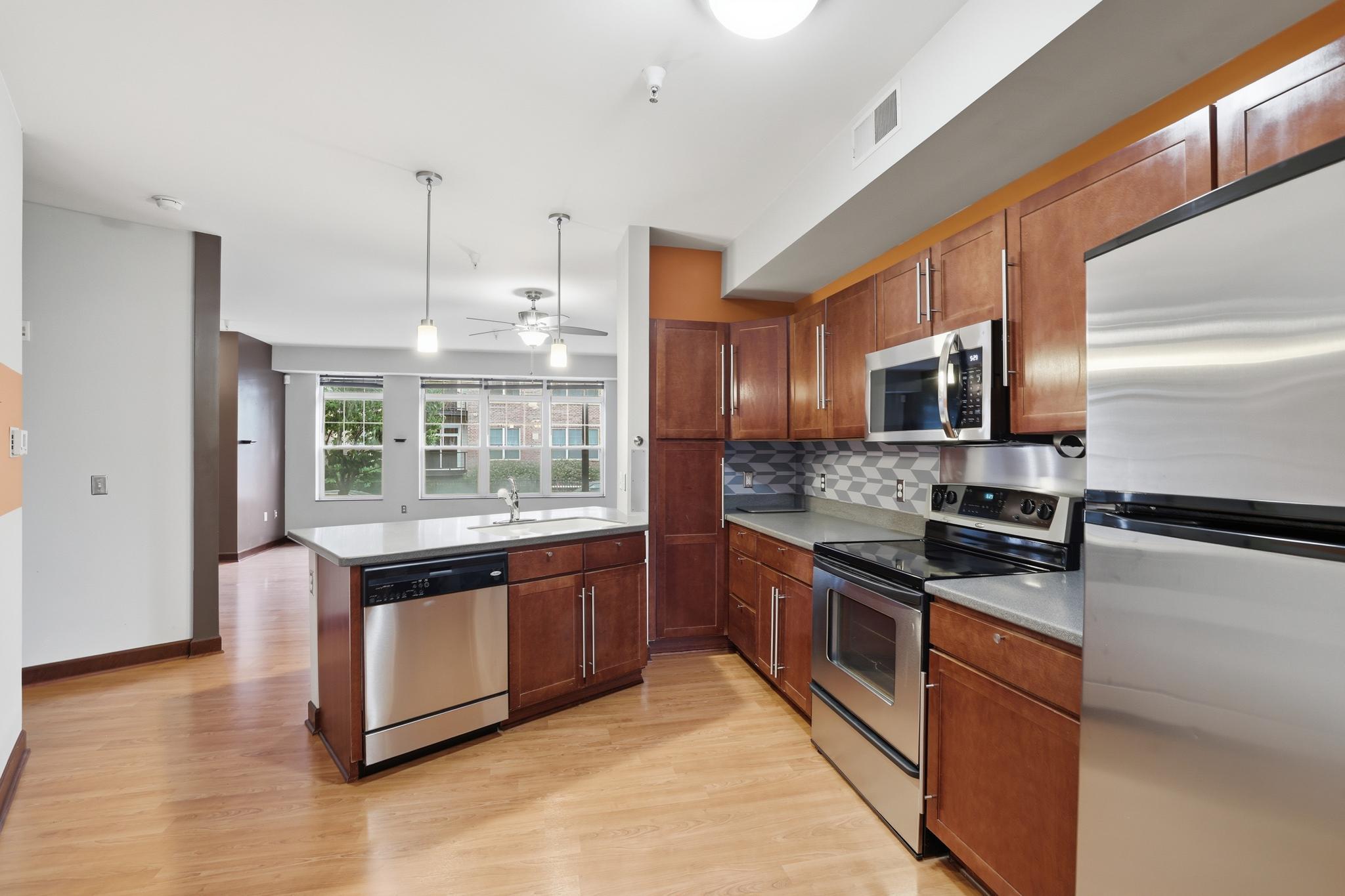 View of Residential at 312 18th Street, Minneapolis MN 55404, Minneapolis (9 of 19) - Mike Wilen | Minnesota Team Real Estate
