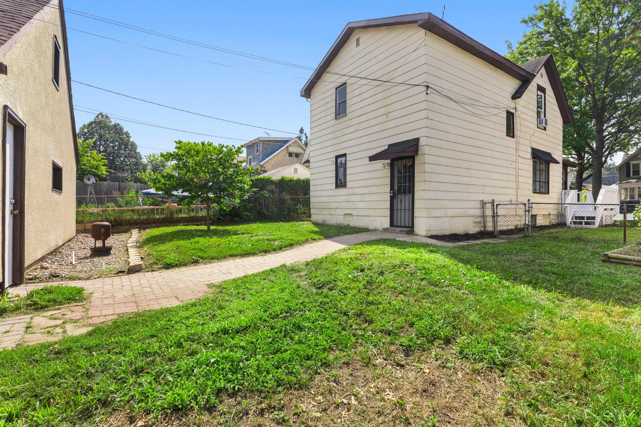 View of Residential at 1253 Reaney Avenue, Saint Paul MN 55106, Saint Paul (24 of 30) - Mike Wilen | Minnesota Team Real Estate