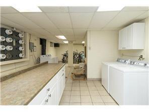 View of Residential at 1901 Stevens Avenue #307, Minneapolis MN 55403, Minneapolis (26 of 32) - Mike Wilen | Minnesota Team Real Estate
