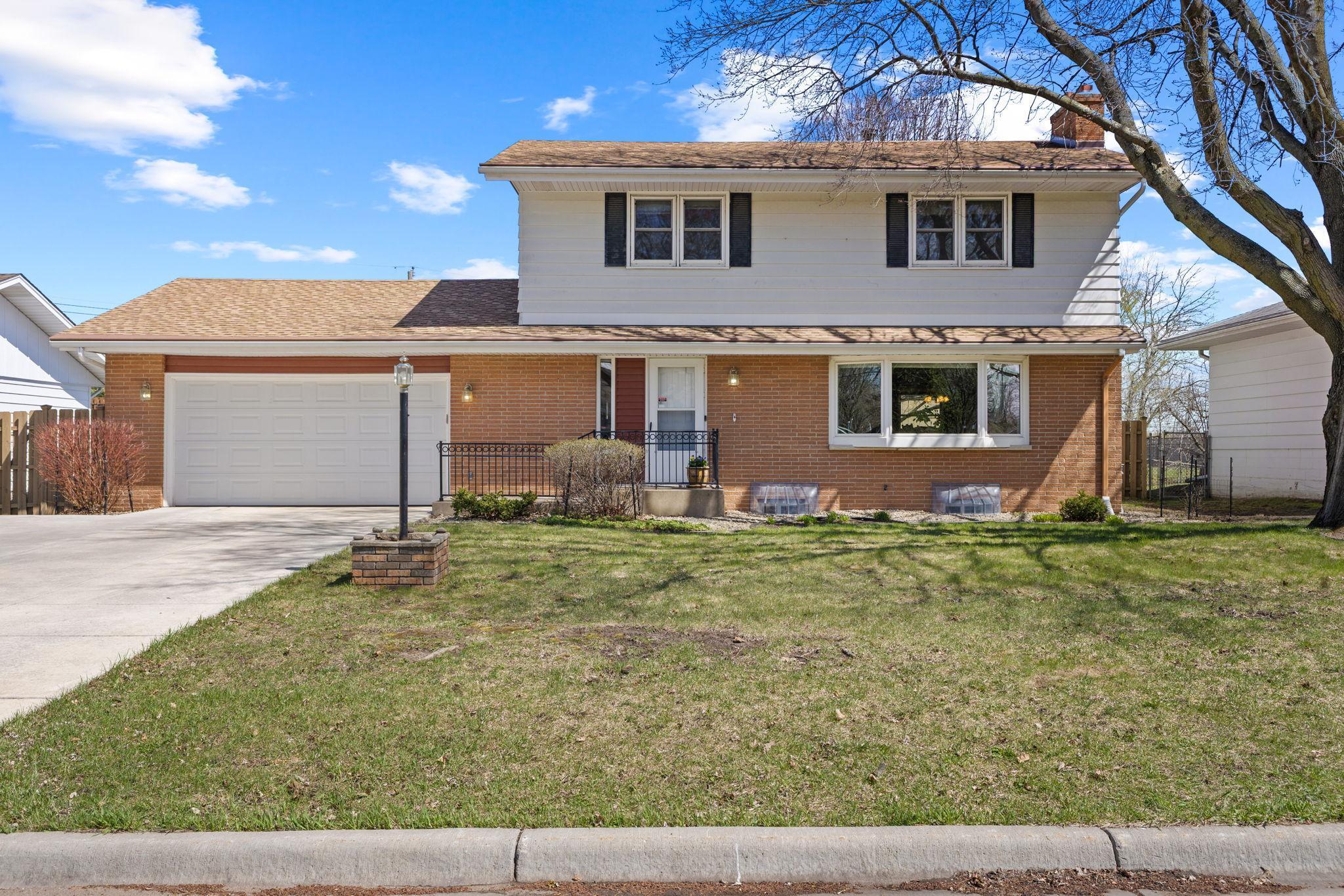 View of Residential at 743 Mccallum Drive, New Brighton MN 55112, New Brighton - Mike Wilen | Minnesota Team Real Estate