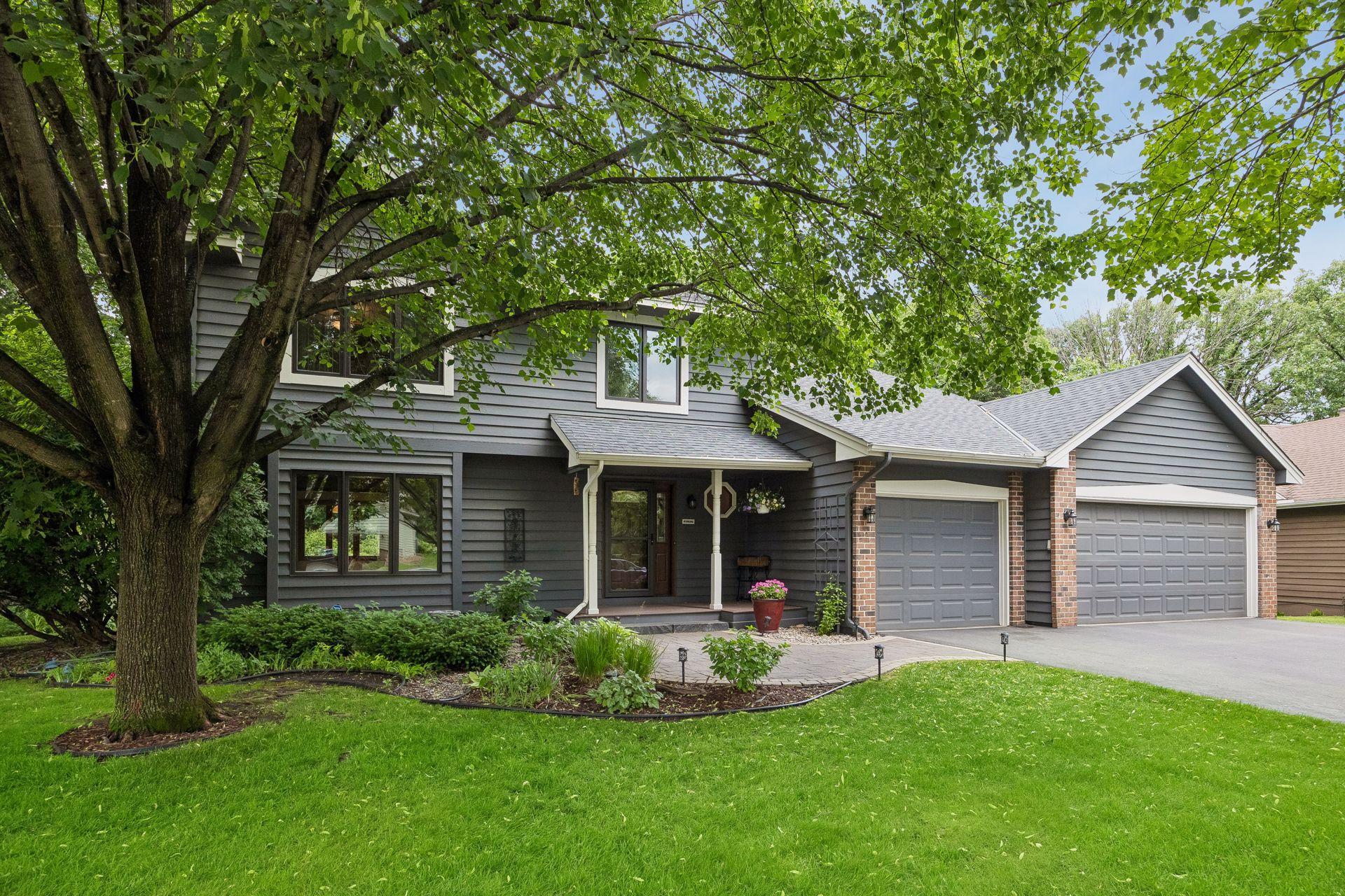 View of Residential at 8290 Lake Court, Chanhassen MN 55317, Chanhassen - Mike Wilen | Minnesota Team Real Estate