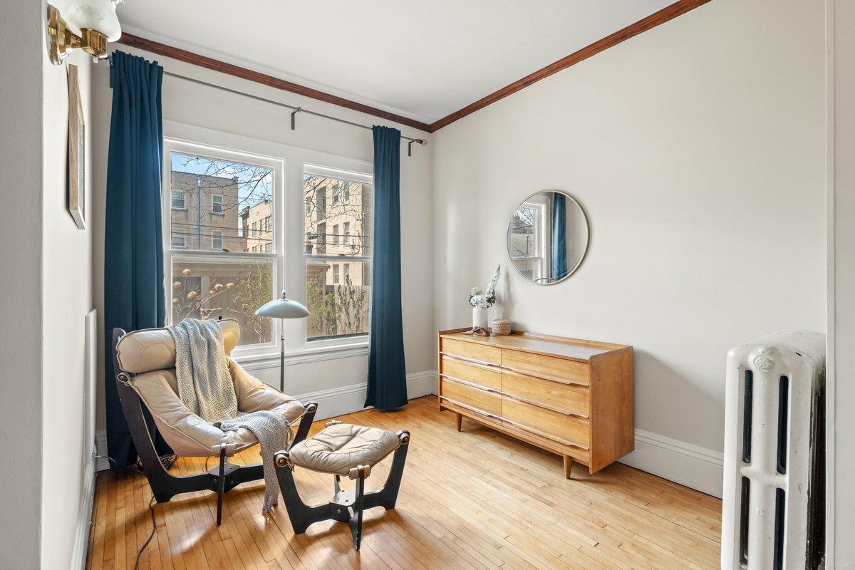 View of Residential Income at 2408 Fremont Avenue, Minneapolis MN 55405, Minneapolis (20 of 22) - Mike Wilen | Minnesota Team Real Estate