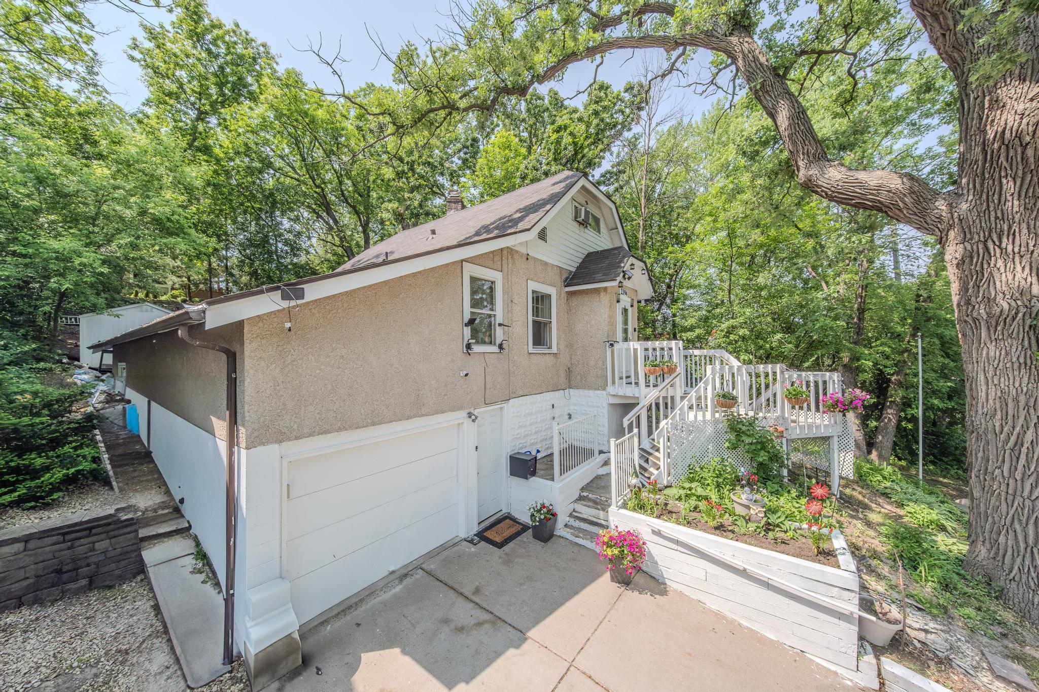 View of Residential at 2394 Valentine Avenue, Saint Paul MN 55108, Saint Paul (4 of 48) - Mike Wilen | Minnesota Team Real Estate