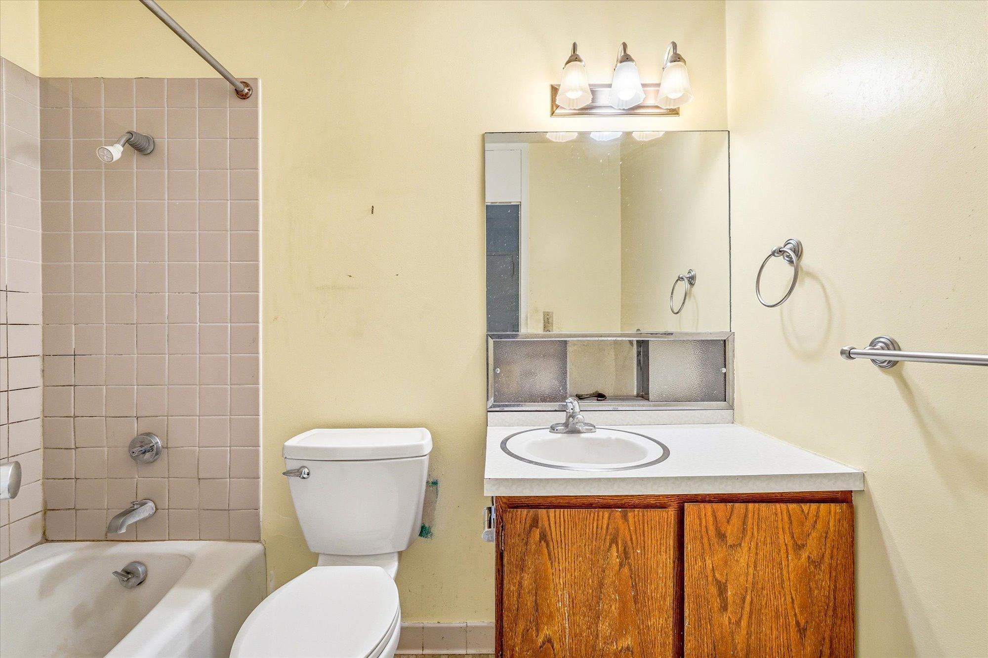 View of Residential at 15 1st Street #A1020, Minneapolis MN 55401, Minneapolis (38 of 44) - Mike Wilen | Minnesota Team Real Estate