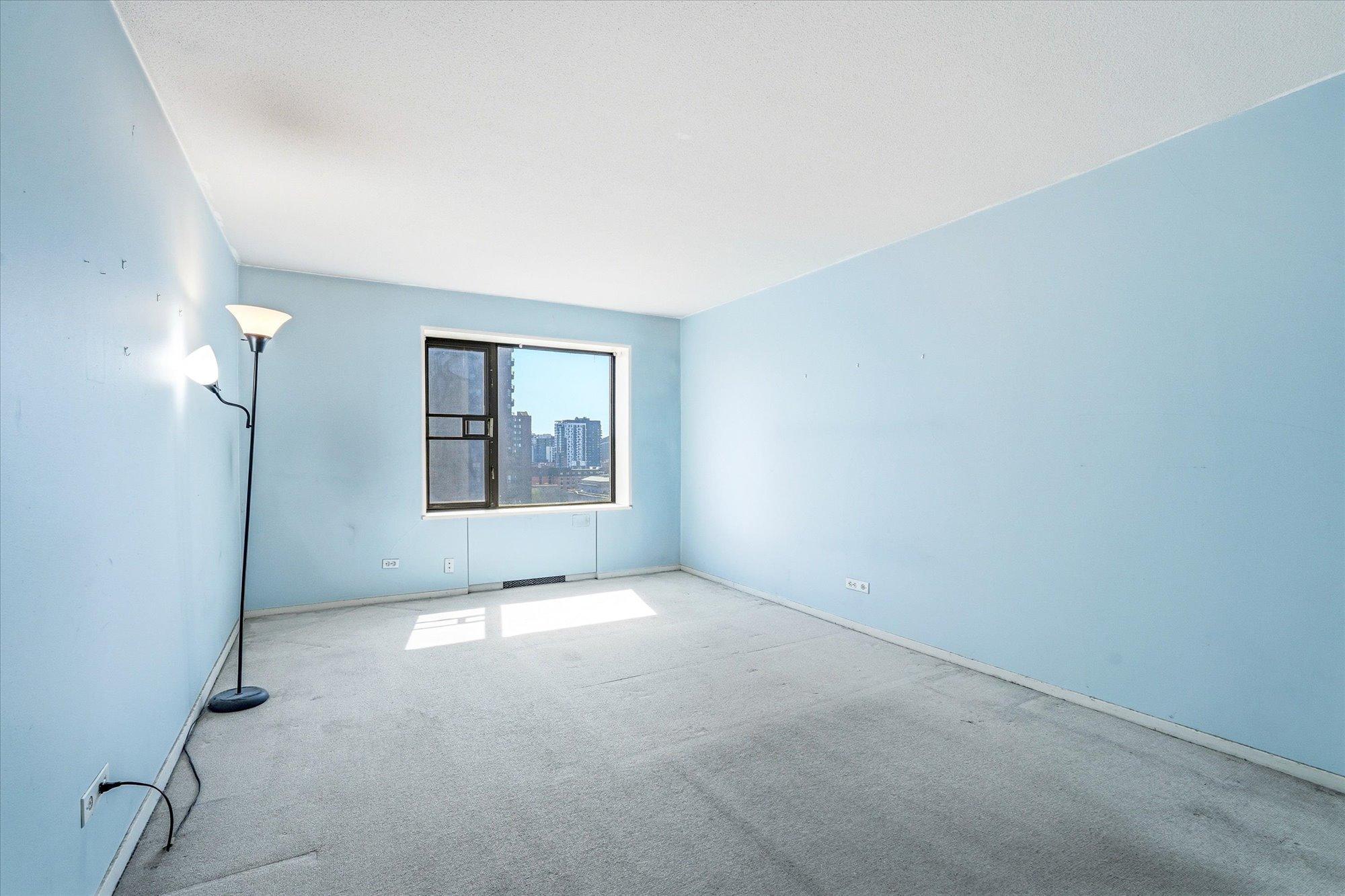 View of Residential at 15 1st Street #A1020, Minneapolis MN 55401, Minneapolis (35 of 44) - Mike Wilen | Minnesota Team Real Estate