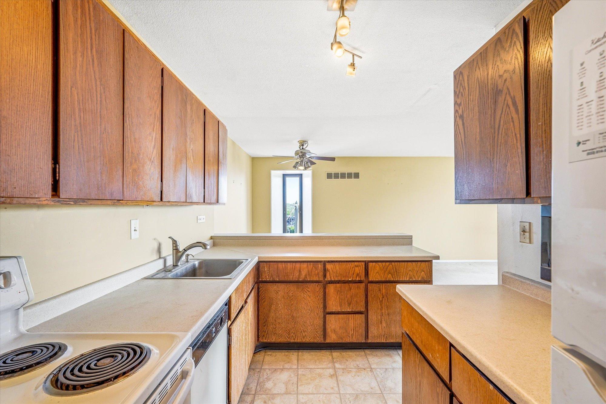 View of Residential at 15 1st Street #A1020, Minneapolis MN 55401, Minneapolis (29 of 44) - Mike Wilen | Minnesota Team Real Estate