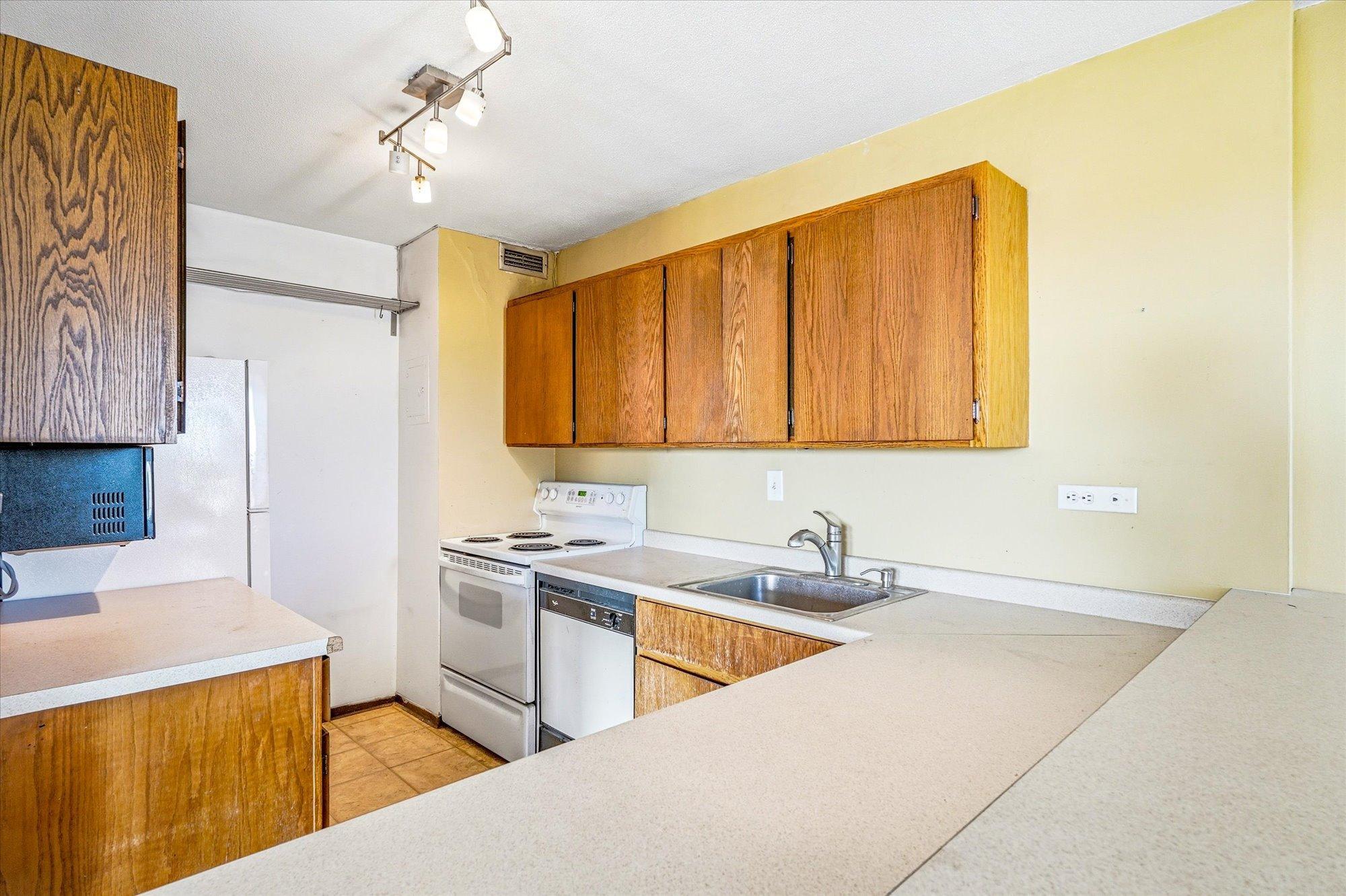 View of Residential at 15 1st Street #A1020, Minneapolis MN 55401, Minneapolis (28 of 44) - Mike Wilen | Minnesota Team Real Estate