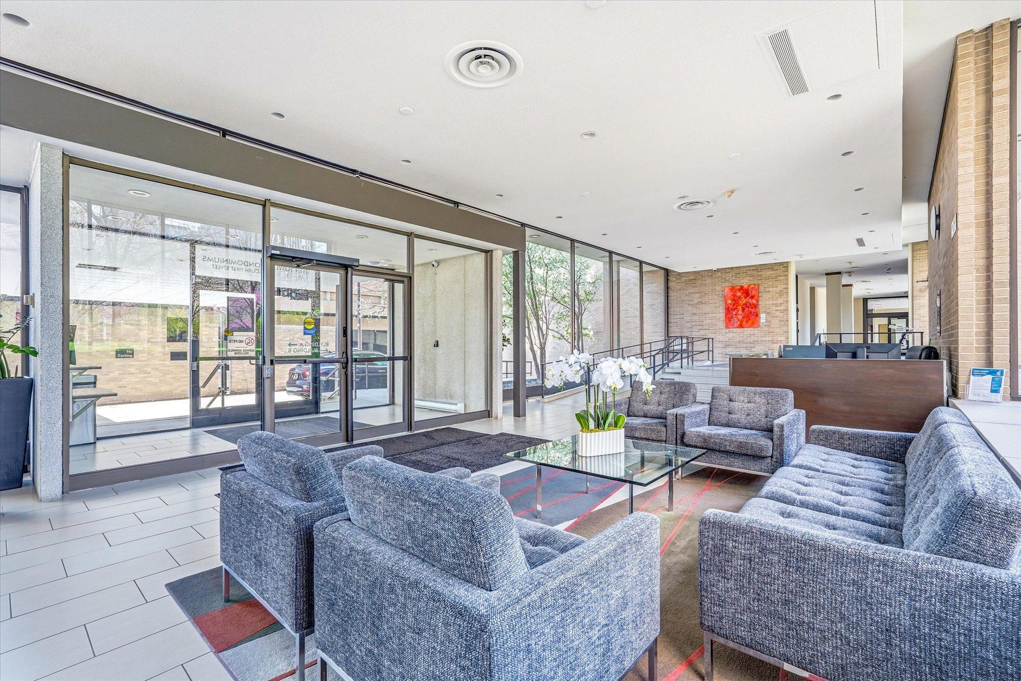 View of Residential at 15 1st Street #A1020, Minneapolis MN 55401, Minneapolis (15 of 44) - Mike Wilen | Minnesota Team Real Estate