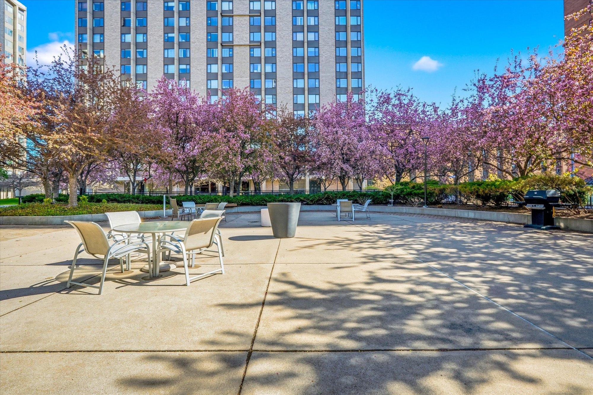 View of Residential at 15 1st Street #A1020, Minneapolis MN 55401, Minneapolis (3 of 44) - Mike Wilen | Minnesota Team Real Estate
