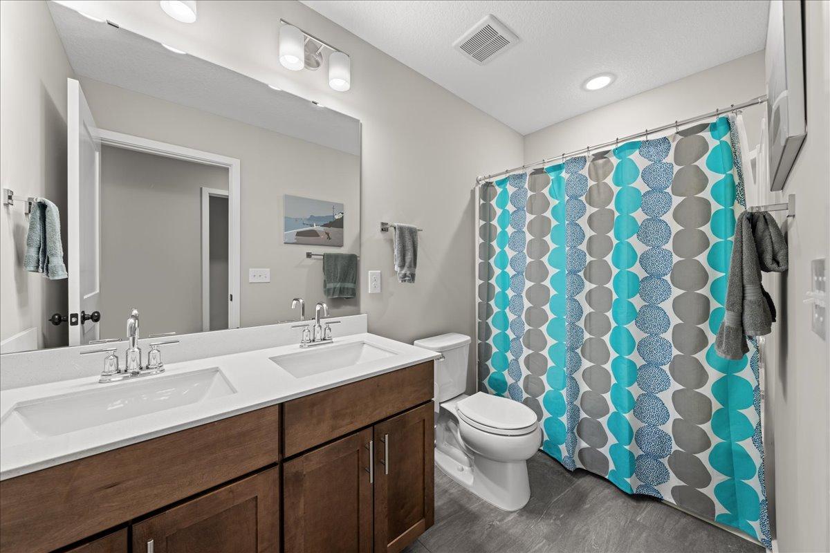 View of Residential at 10125 Shadyview Lane, Maple Grove MN 55311, Maple Grove (27 of 34) - Mike Wilen | Minnesota Team Real Estate