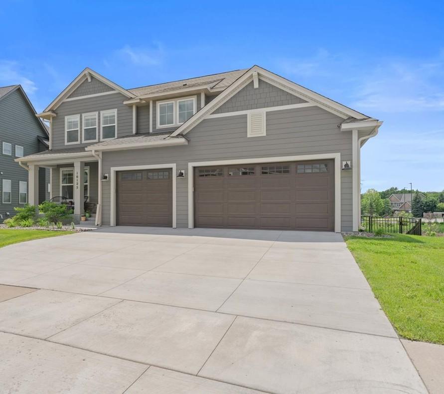 View of Residential at 10125 Shadyview Lane, Maple Grove MN 55311, Maple Grove (2 of 34) - Mike Wilen | Minnesota Team Real Estate