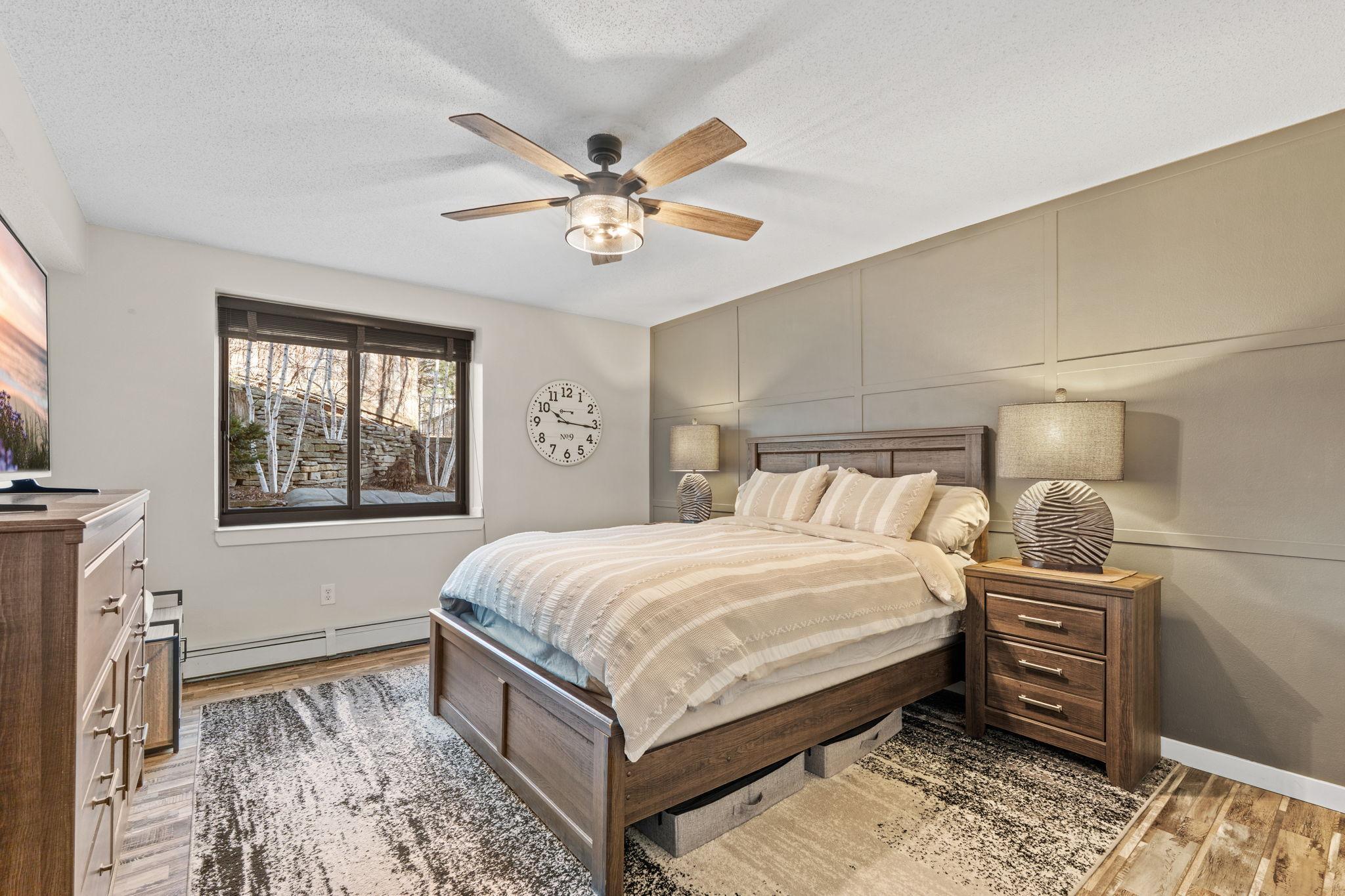 View of Residential at 52 Groveland Terrace #108, Minneapolis MN 55403, Minneapolis (14 of 27) - Mike Wilen | Minnesota Team Real Estate