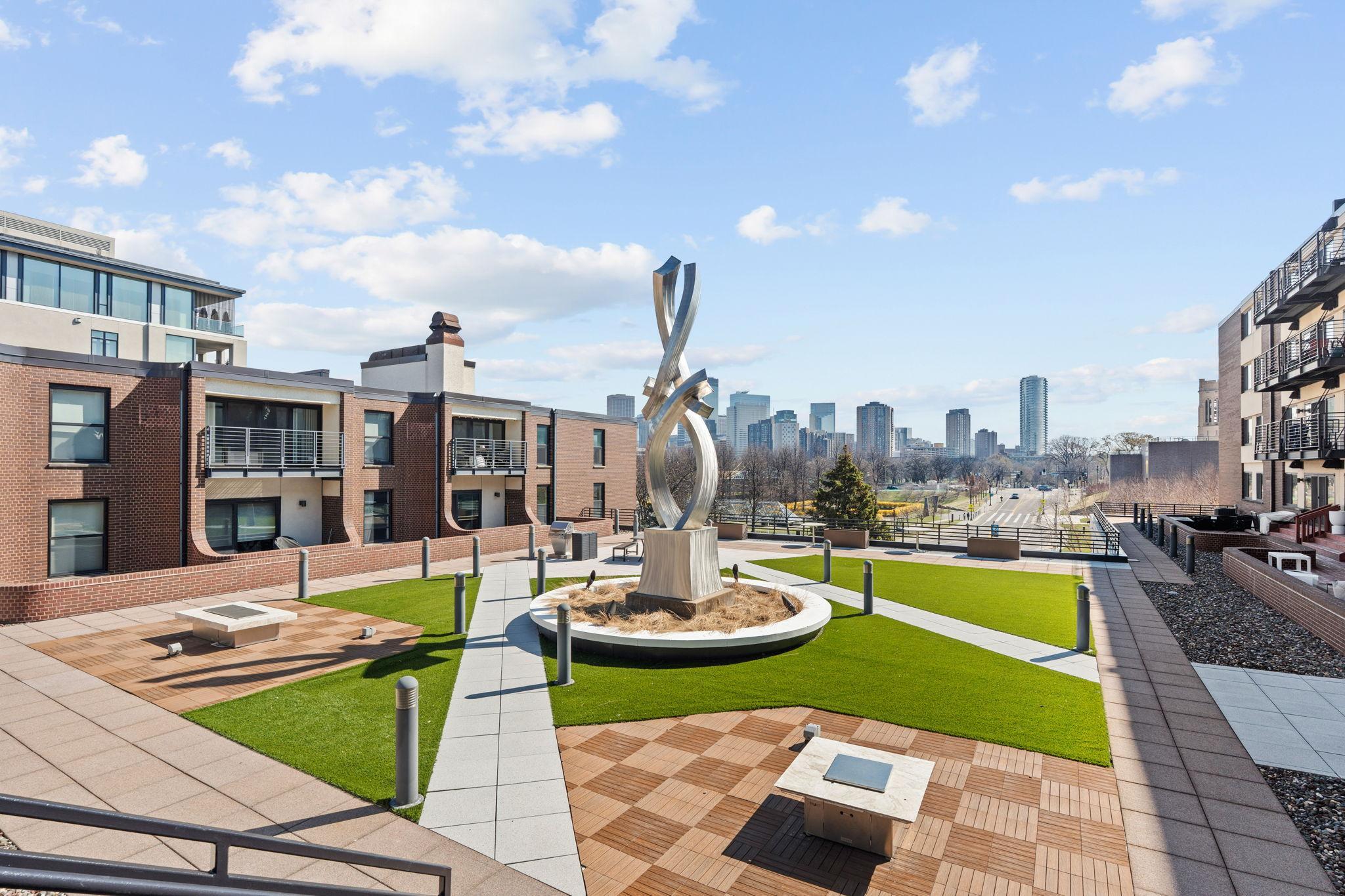 View of Residential at 52 Groveland Terrace #108, Minneapolis MN 55403, Minneapolis (21 of 27) - Mike Wilen | Minnesota Team Real Estate
