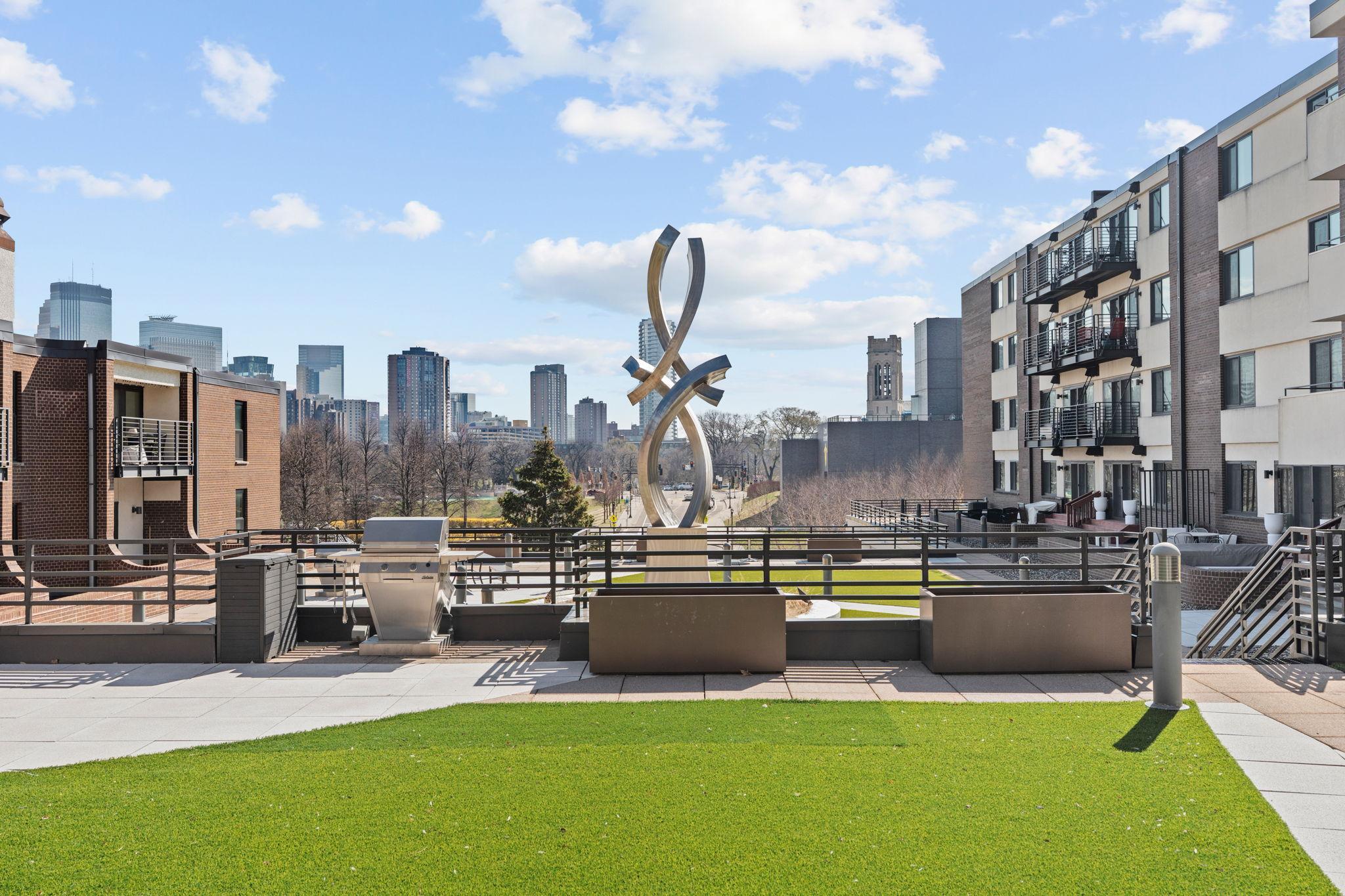 View of Residential at 52 Groveland Terrace #108, Minneapolis MN 55403, Minneapolis (20 of 27) - Mike Wilen | Minnesota Team Real Estate