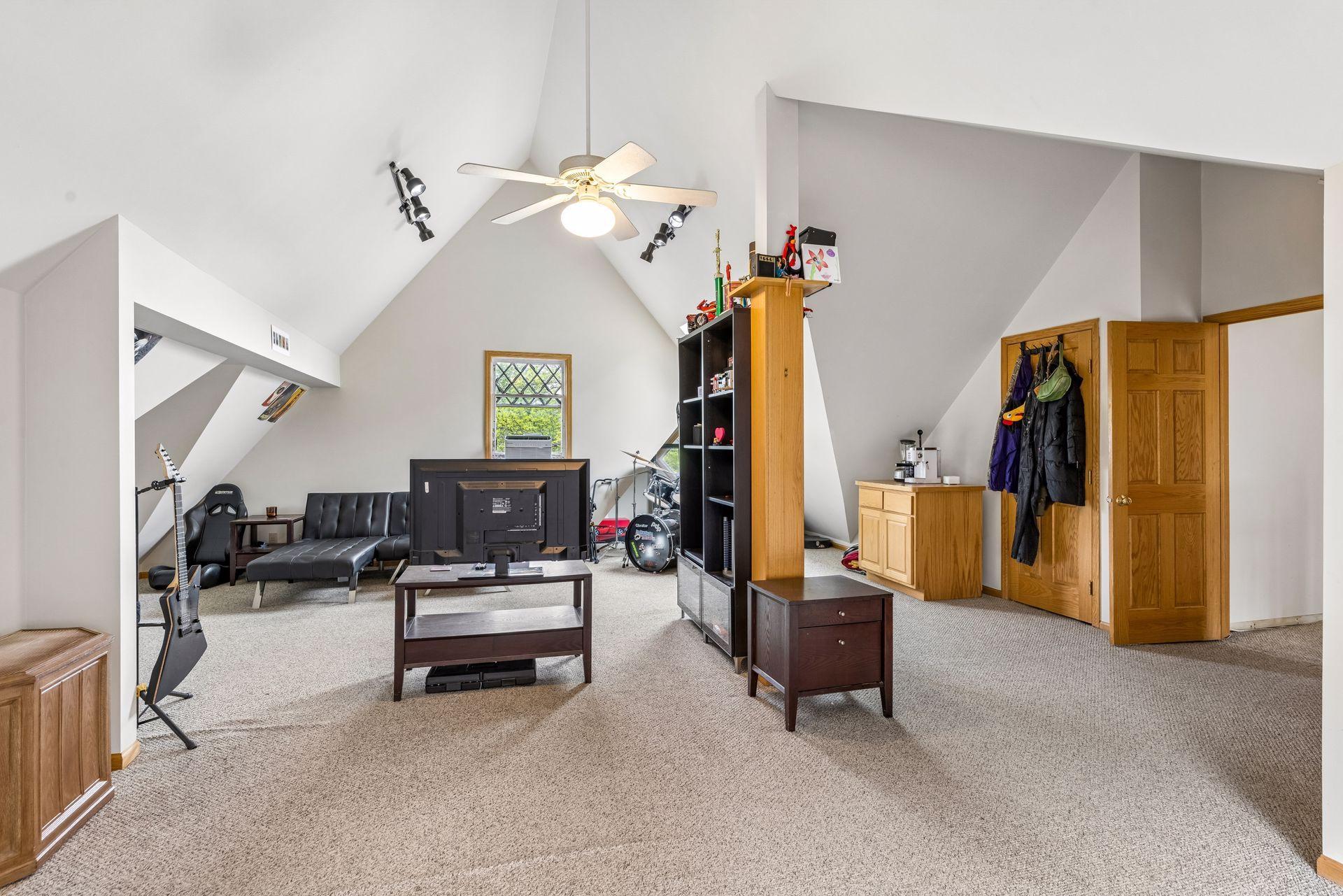 View of Residential at 502 Grand Hill, Saint Paul MN 55102, Saint Paul (55 of 79) - Mike Wilen | Minnesota Team Real Estate