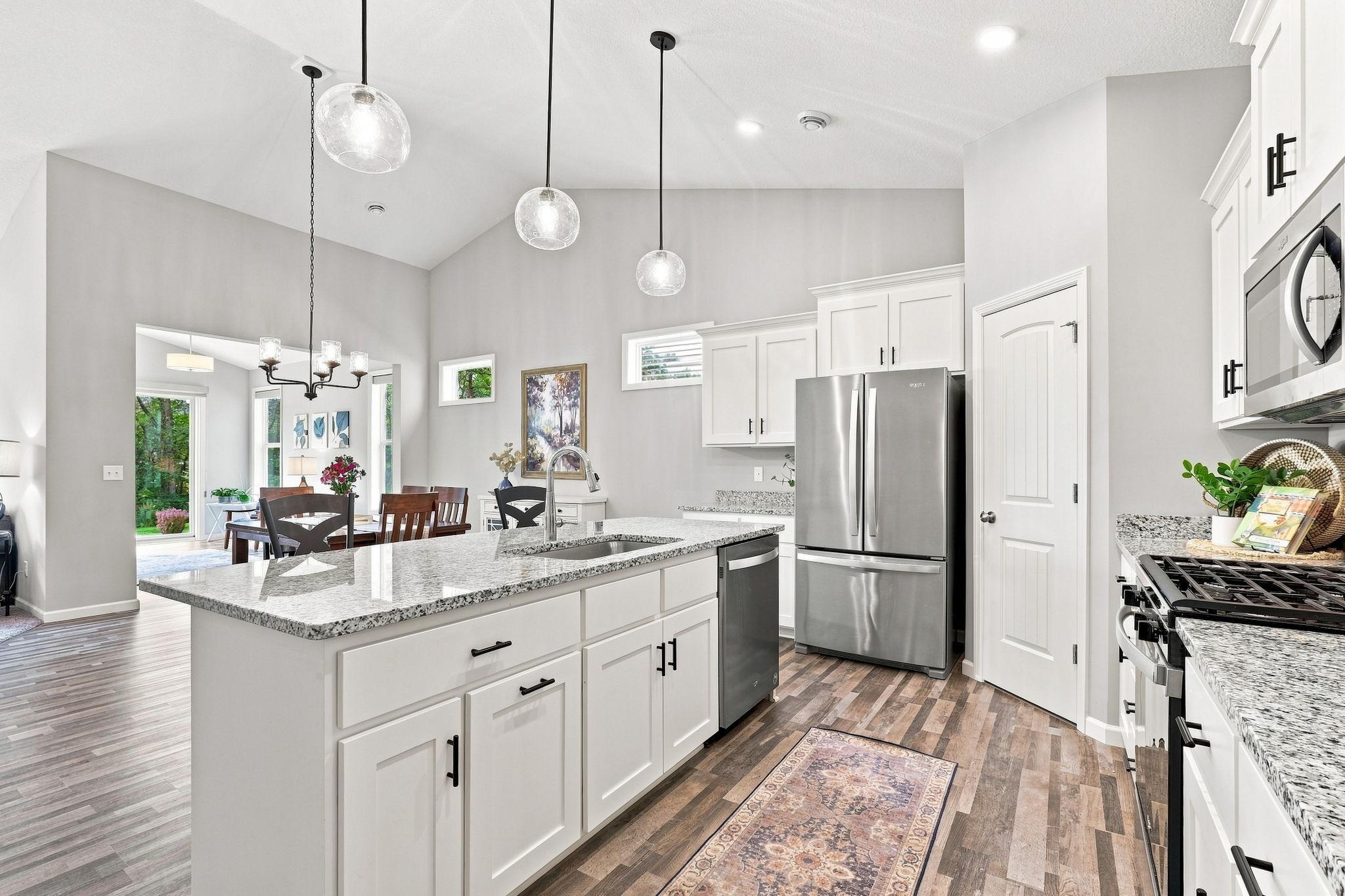 View of Residential at 6733 92nd Street, Cottage Grove MN 55016, Cottage Grove (12 of 39) - Mike Wilen | Minnesota Team Real Estate