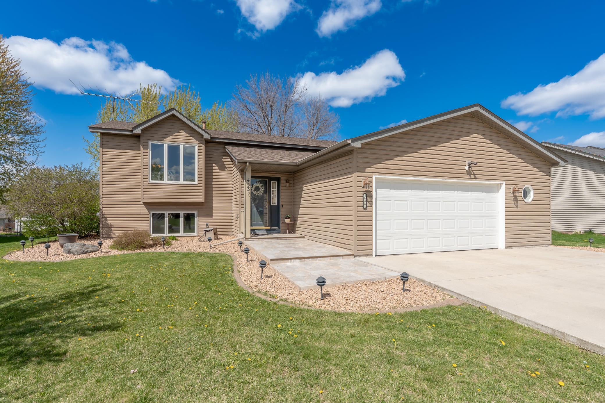 View of Residential at 433 Braeburn Drive, Shakopee MN 55379, Shakopee - Mike Wilen | Minnesota Team Real Estate