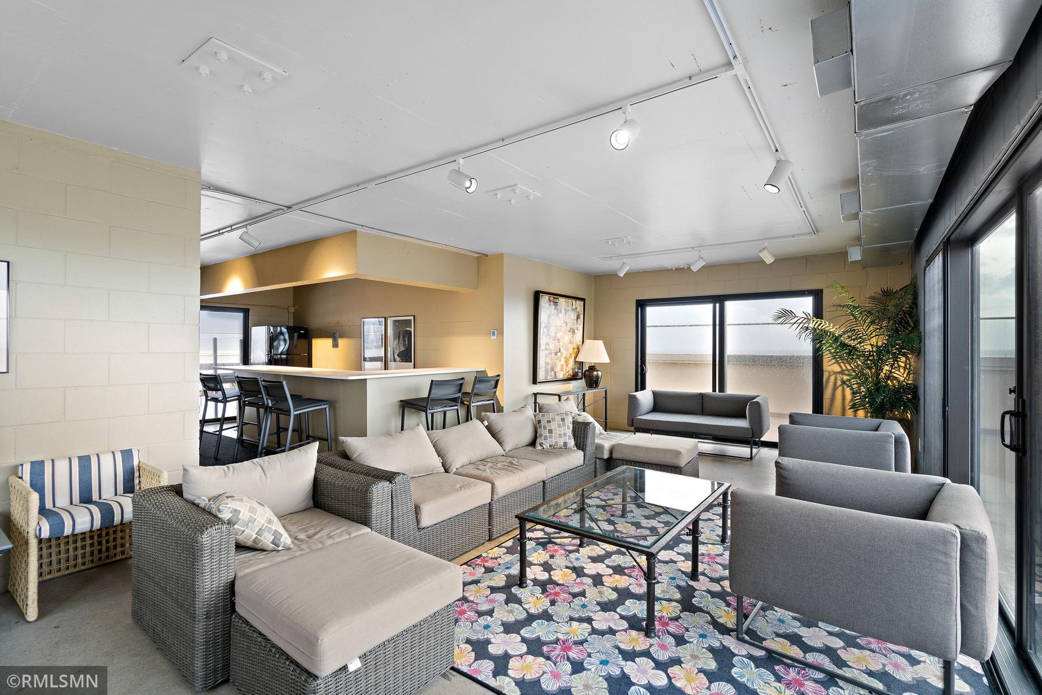 View of Residential at 410 Groveland Avenue #1906, Minneapolis MN 55403, Minneapolis (20 of 50) - Mike Wilen | Minnesota Team Real Estate