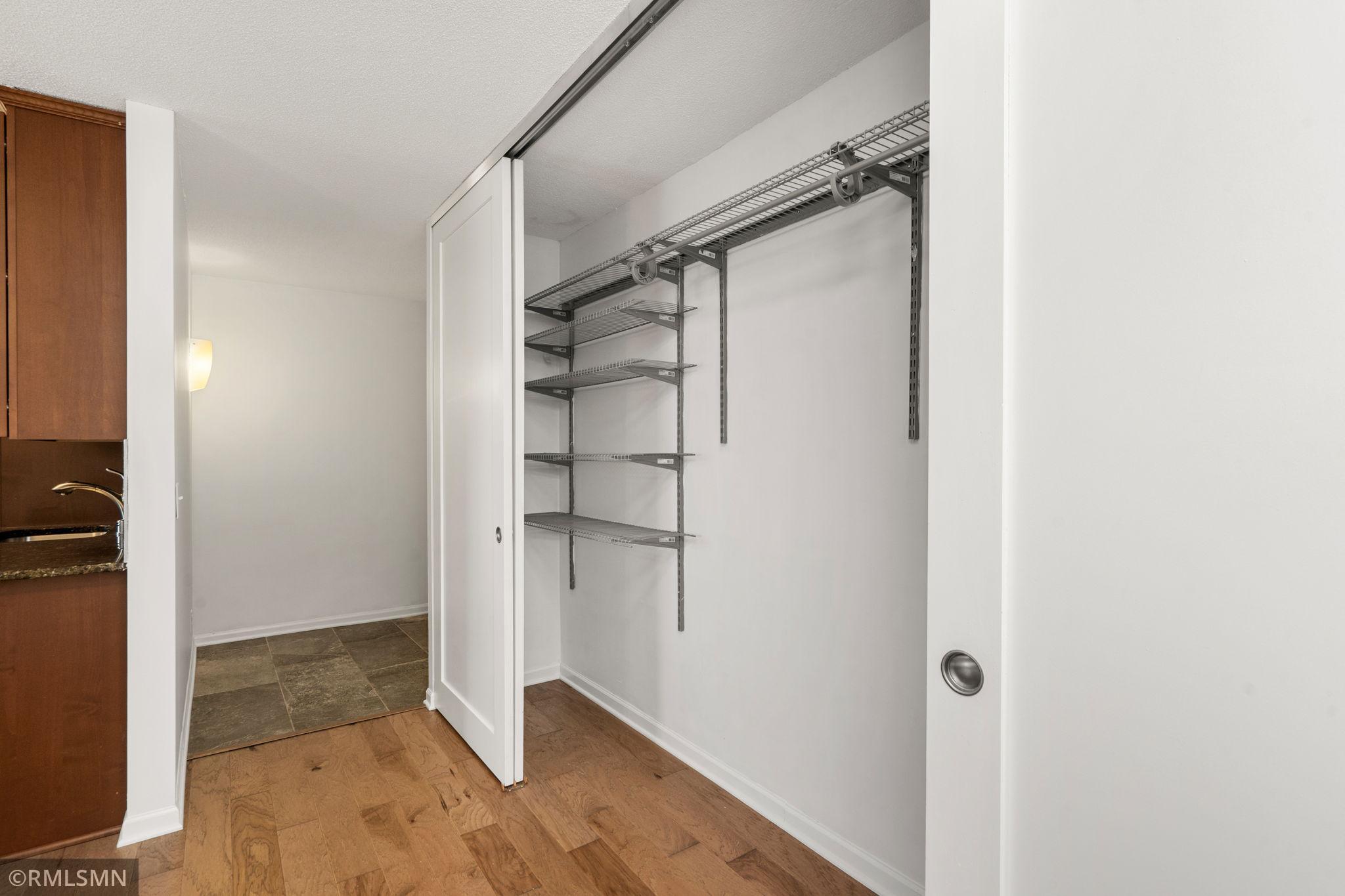 View of Residential at 410 Groveland Avenue #1906, Minneapolis MN 55403, Minneapolis (11 of 50) - Mike Wilen | Minnesota Team Real Estate