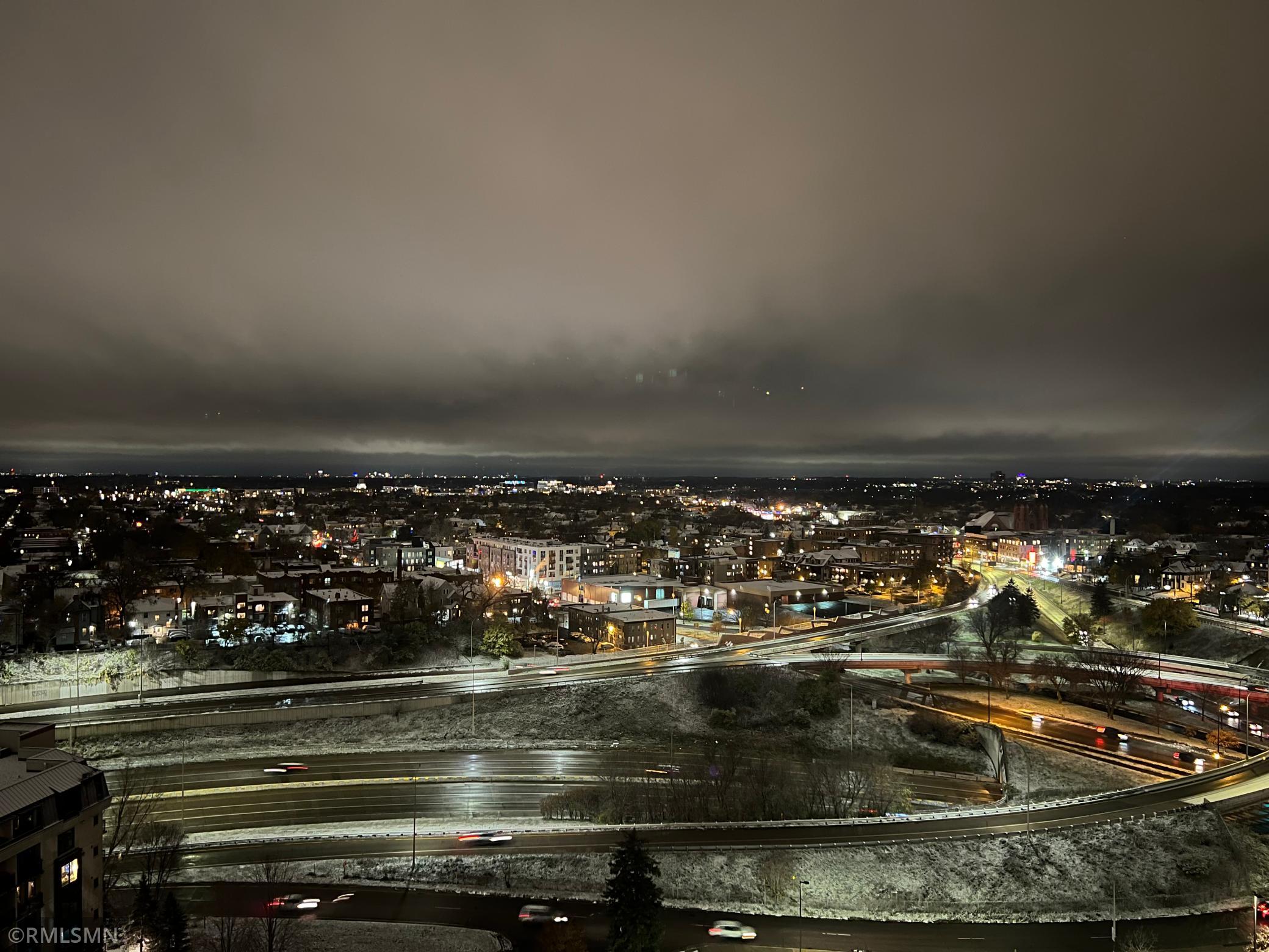 View of Residential at 410 Groveland Avenue #1906, Minneapolis MN 55403, Minneapolis (38 of 50) - Mike Wilen | Minnesota Team Real Estate
