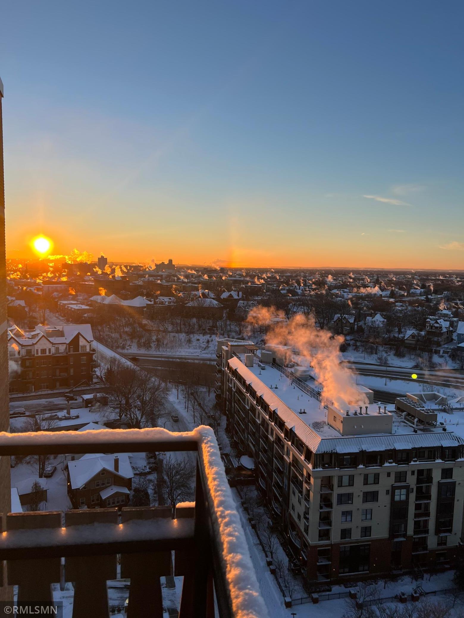 View of Residential at 410 Groveland Avenue #1906, Minneapolis MN 55403, Minneapolis (37 of 50) - Mike Wilen | Minnesota Team Real Estate