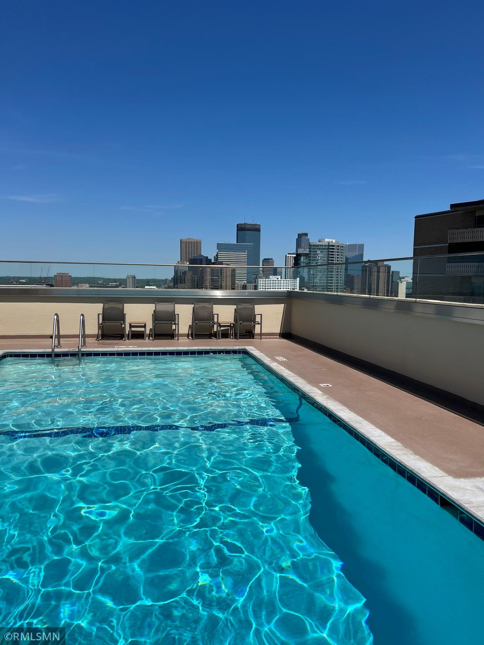 View of Residential at 410 Groveland Avenue #1906, Minneapolis MN 55403, Minneapolis (47 of 50) - Mike Wilen | Minnesota Team Real Estate