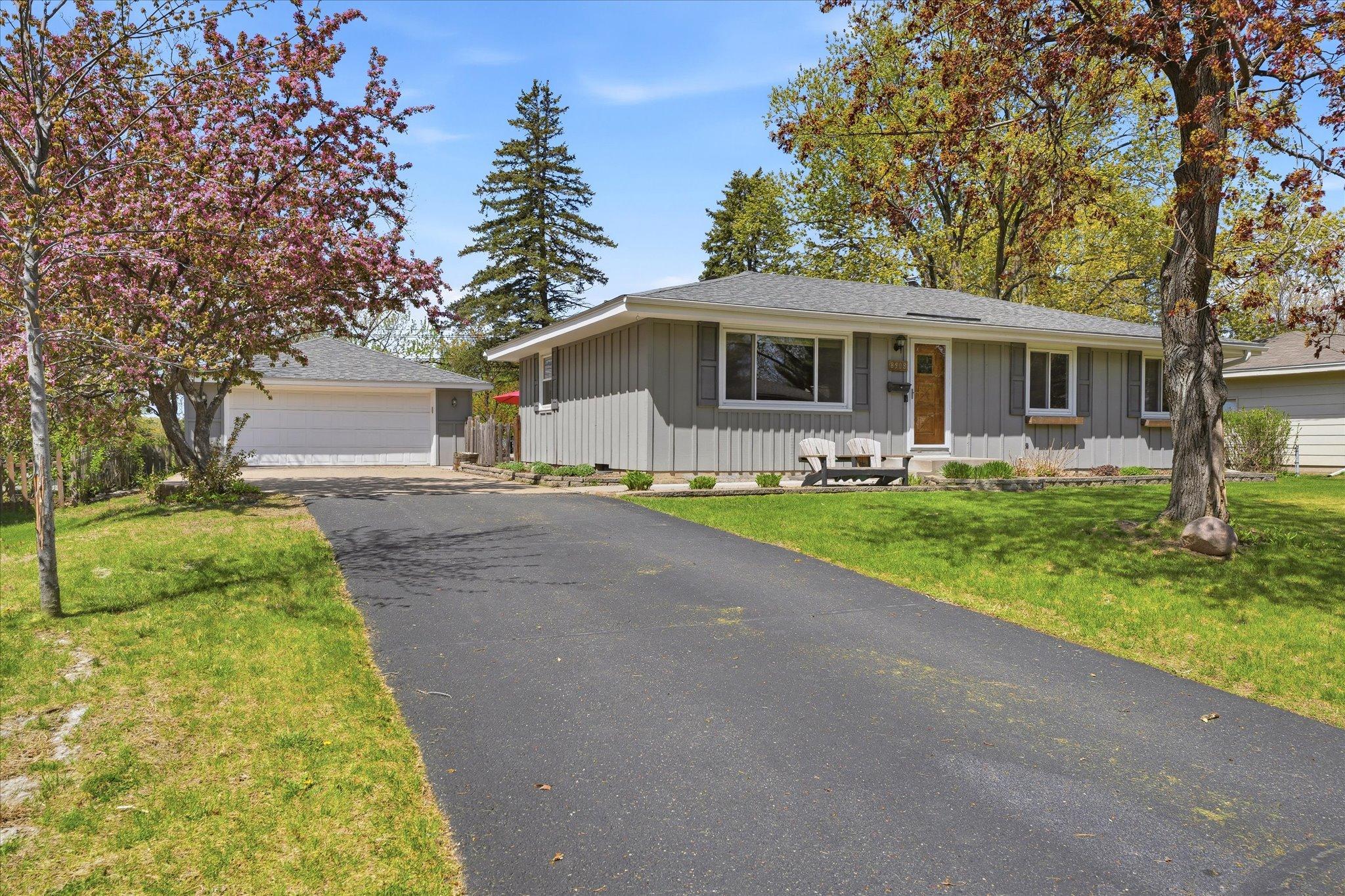 View of Residential at 8508 Quinn Avenue, Bloomington MN 55437, Bloomington - Mike Wilen | Minnesota Team Real Estate