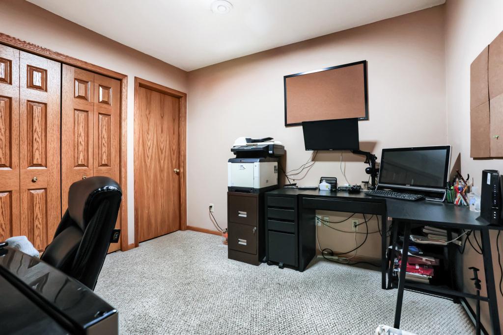 View of Residential at 6303 Cavell Court, Brooklyn Park MN 55428, Brooklyn Park (13 of 21) - Mike Wilen | Minnesota Team Real Estate