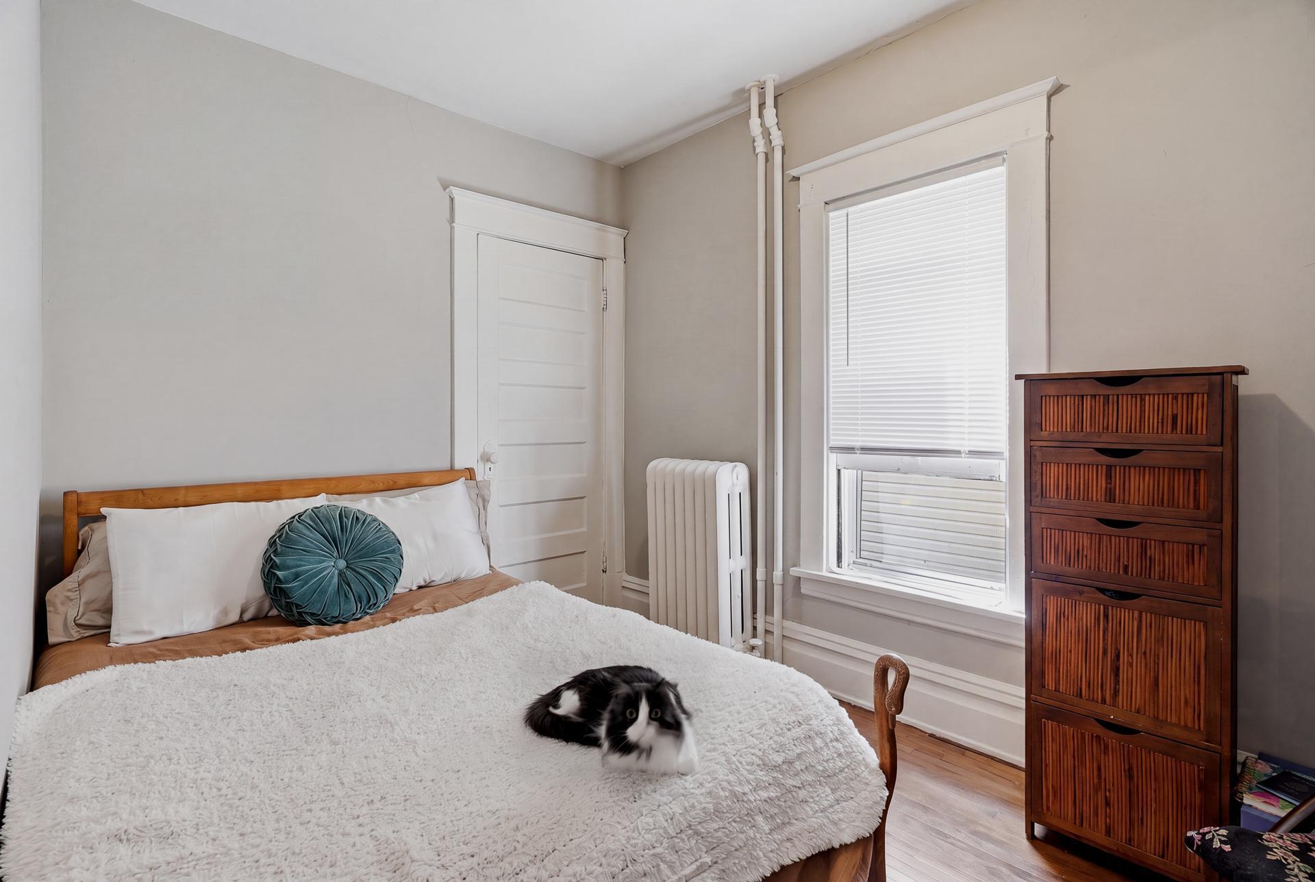 View of Residential Income at 2641 Lyndale Avenue, Minneapolis MN 55408, Minneapolis (19 of 28) - Mike Wilen | Minnesota Team Real Estate