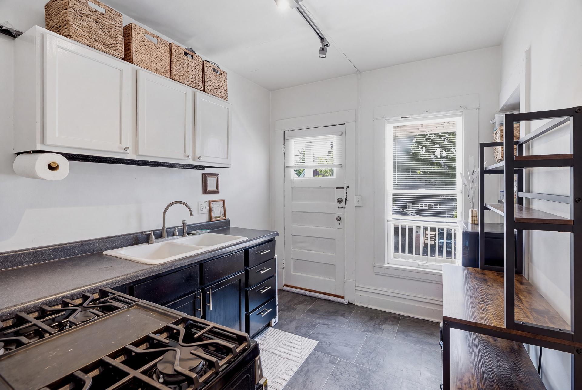 View of Residential Income at 2641 Lyndale Avenue, Minneapolis MN 55408, Minneapolis (12 of 28) - Mike Wilen | Minnesota Team Real Estate