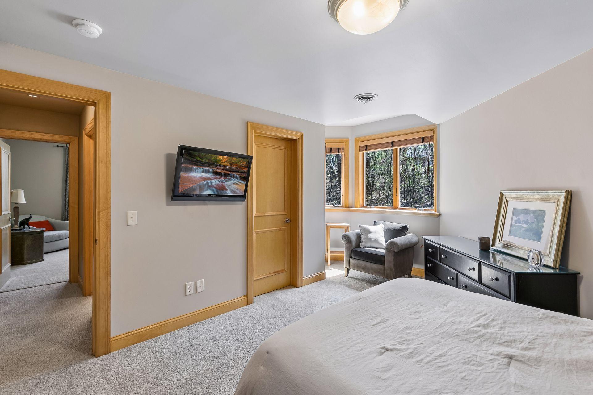 View of Residential at 23171 Woodland Ridge Drive, Lakeville MN 55044, Lakeville (43 of 71) - Mike Wilen | Minnesota Team Real Estate