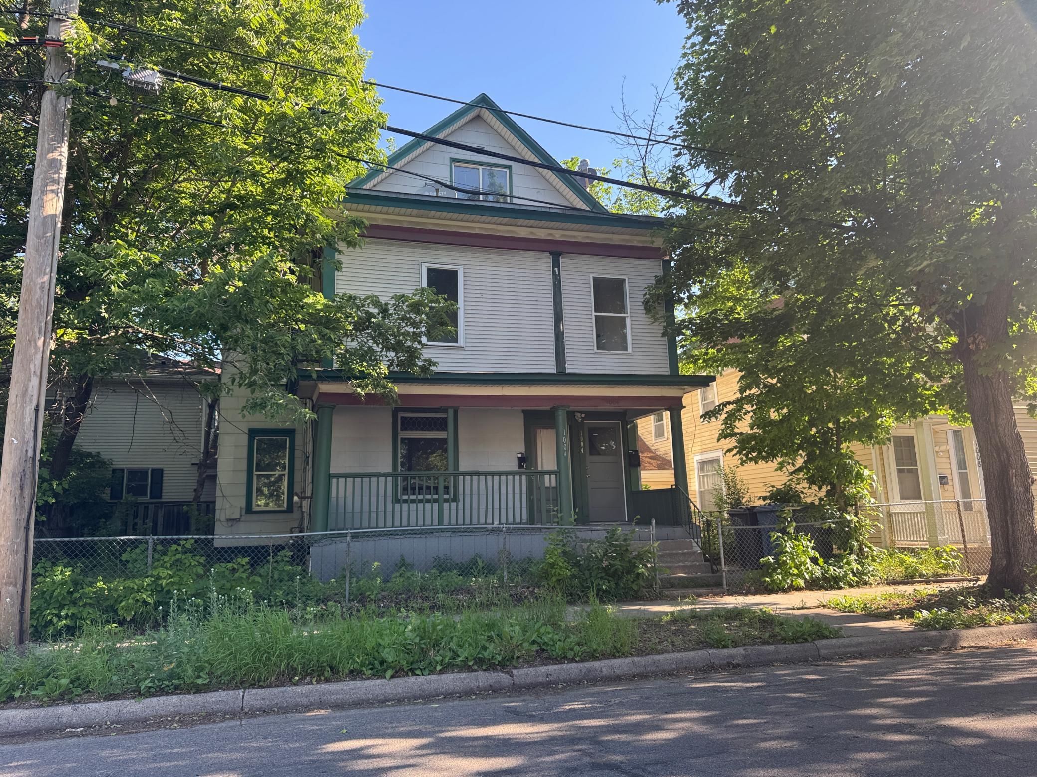 View of Duplex Up and Down at 1004 22nd Street, Minneapolis - Mike Wilen | Minnesota Team Real Estate