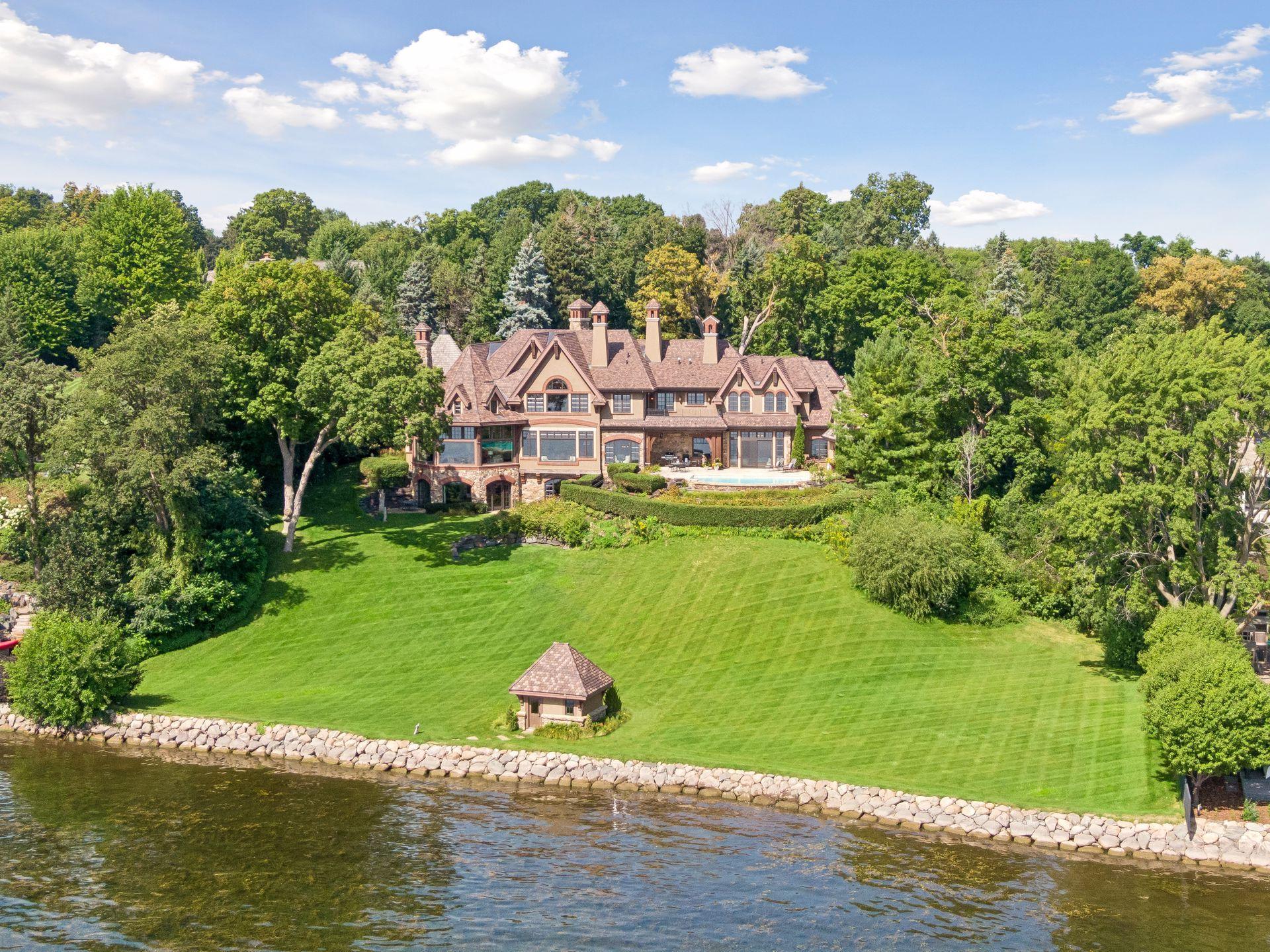 View of Single Family at 358 Ferndale Road, Wayzata - Mike Wilen | Minnesota Team Real Estate