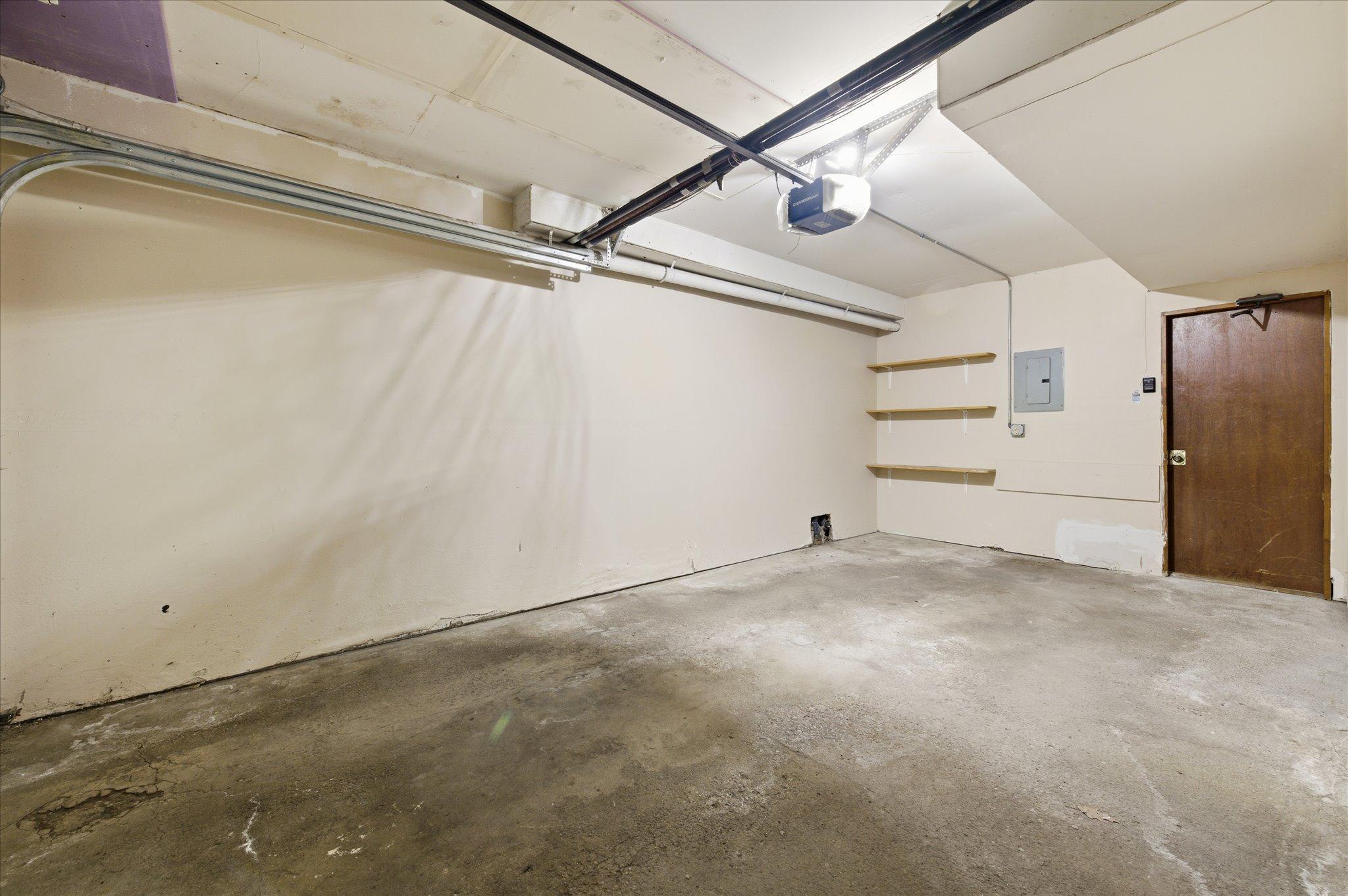 View of Residential at 1260 Virginia Street, Saint Paul MN 55117, Saint Paul (22 of 26) - Mike Wilen | Minnesota Team Real Estate